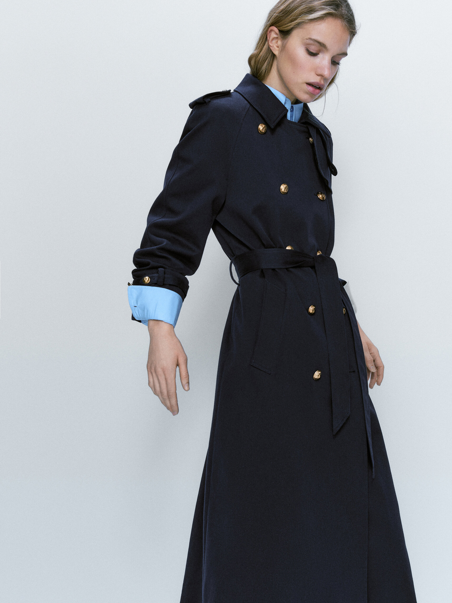 Trench top coat buttons