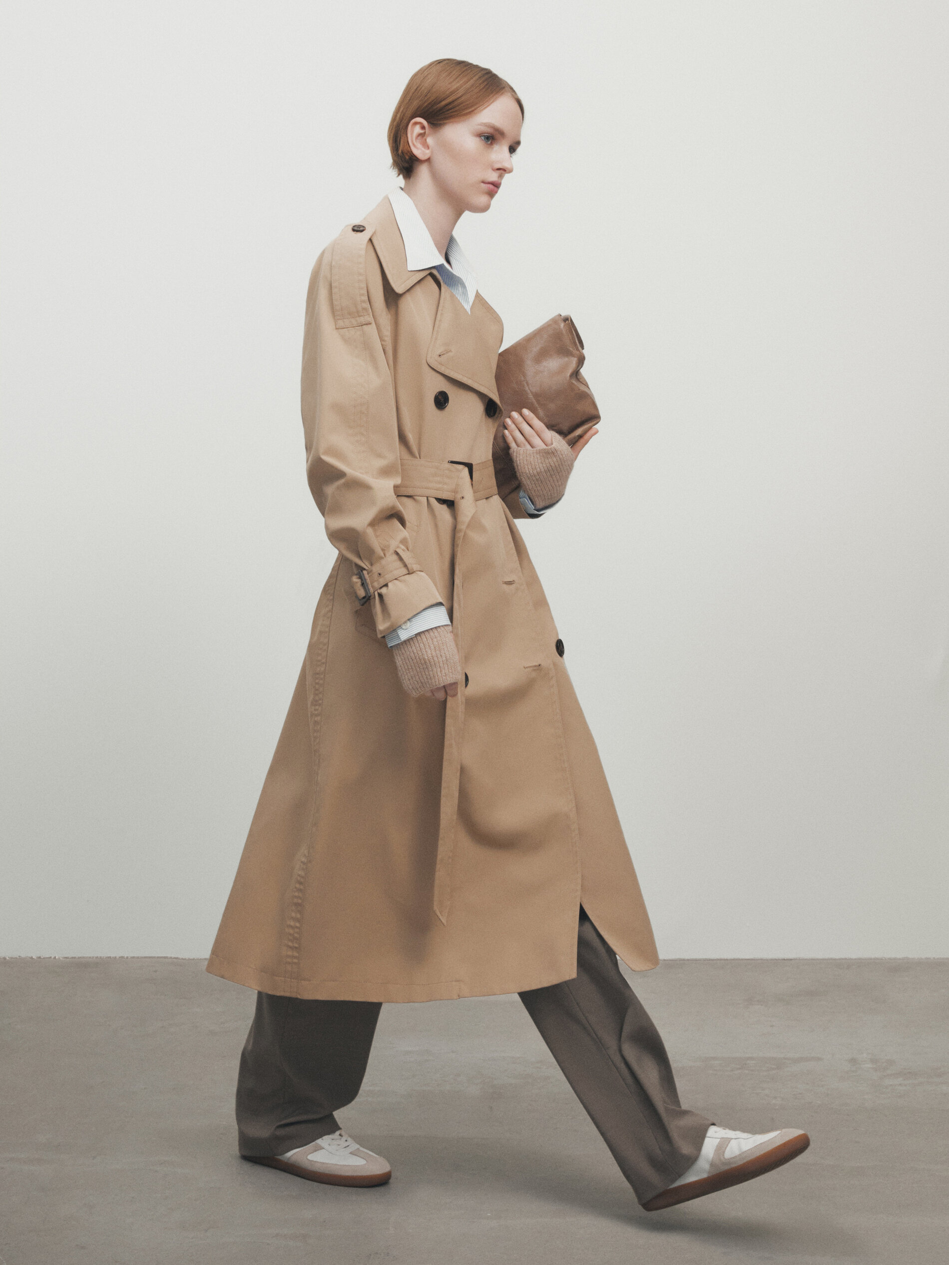 Voluminous trench coat with belt · Beige · Coats And Jackets