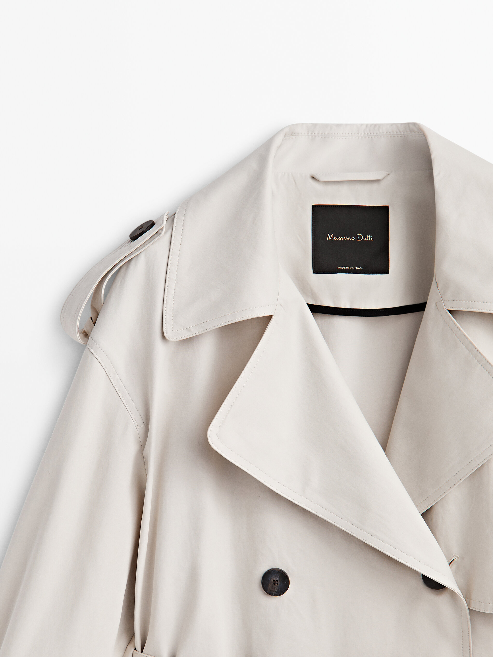 Short belted trench coat