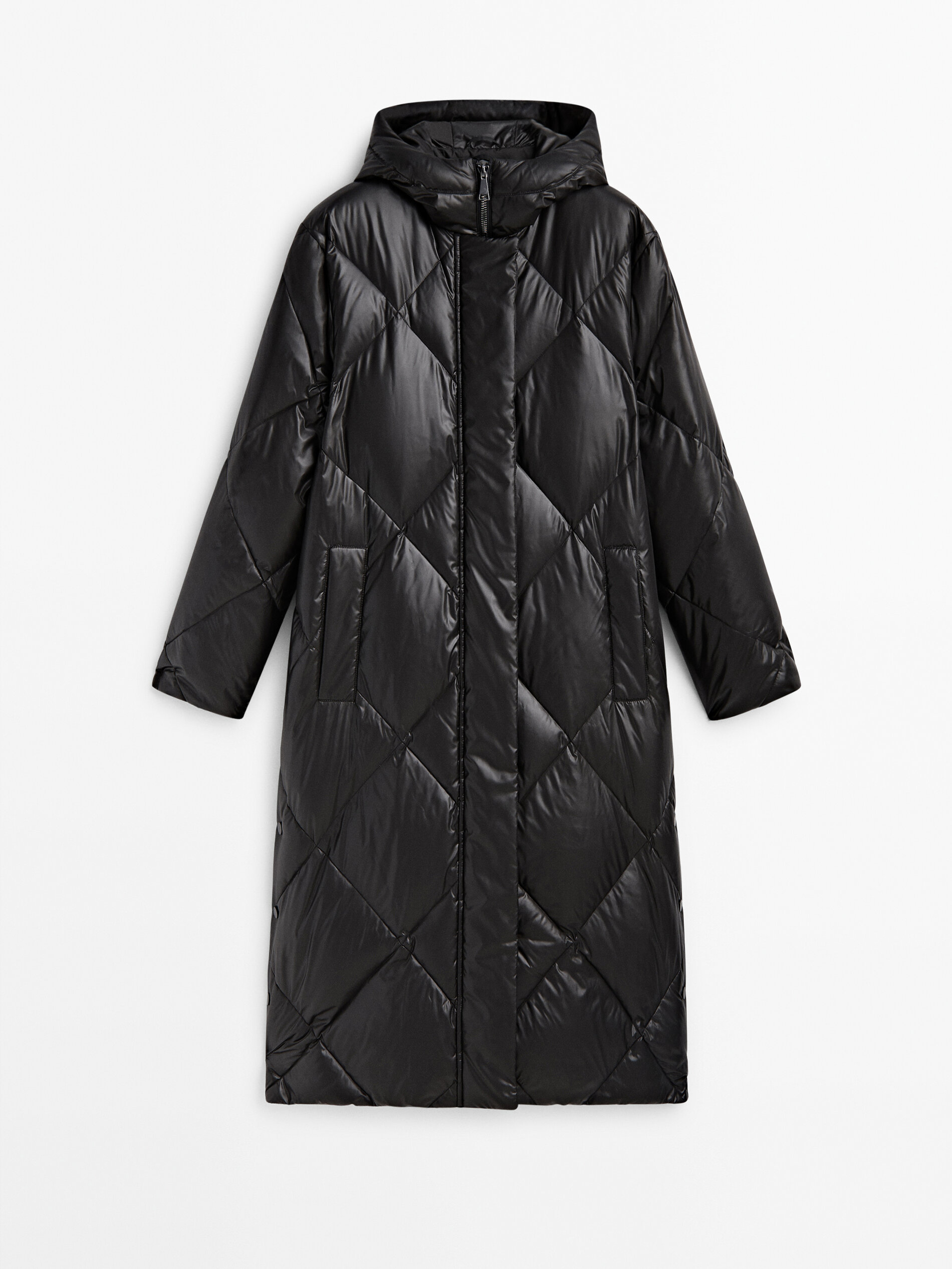 Long diamond jacket with down and feather padding