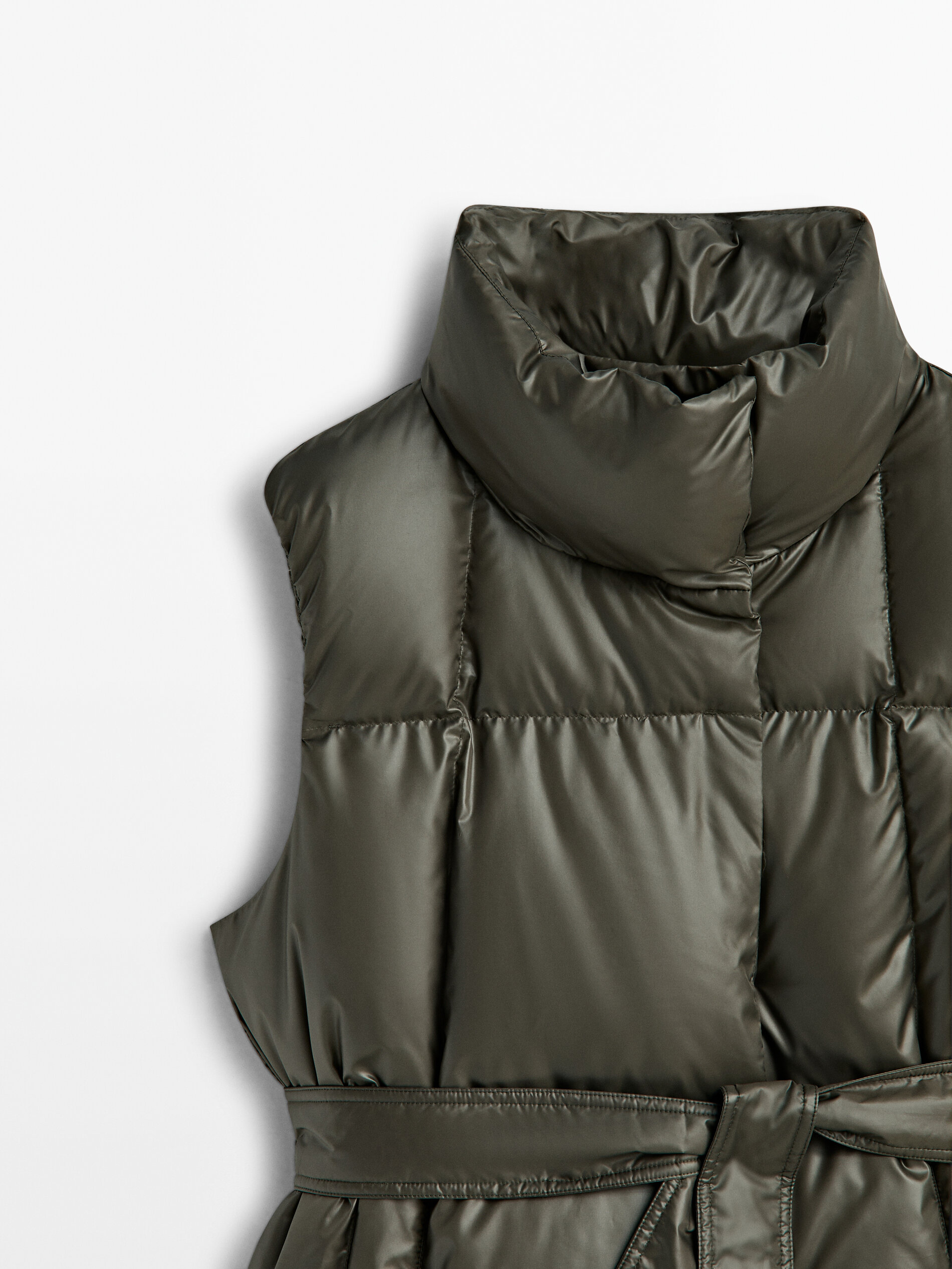 Quilted gilet with belt · Khaki · Coats And Jackets | Massimo Dutti