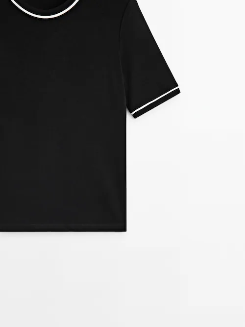 Kontrastfarbenes T-Shirt · Schwarz, Gebrochen Weiss · Shirts | Massimo Dutti