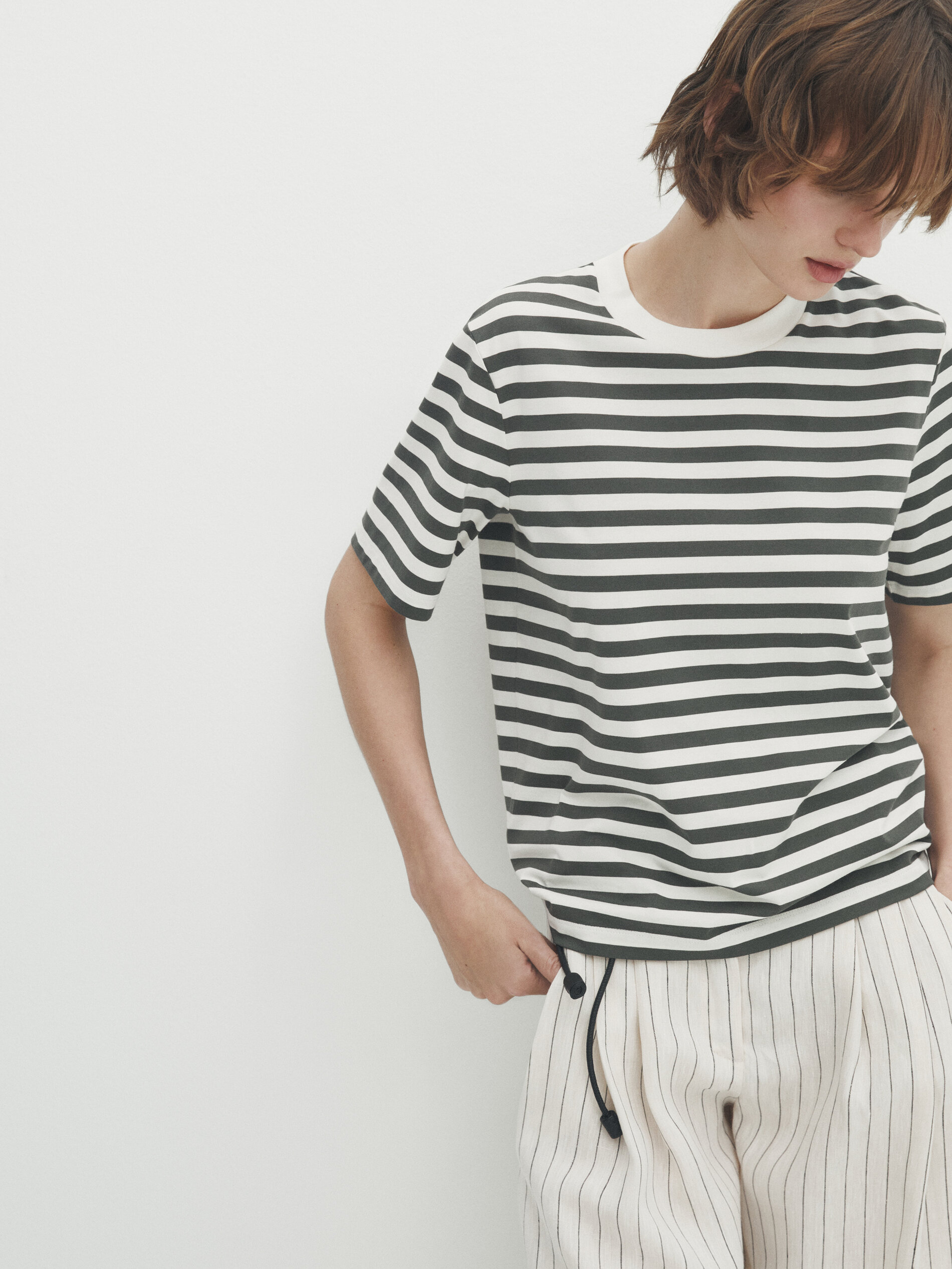 Massimo dutti magliette 2025