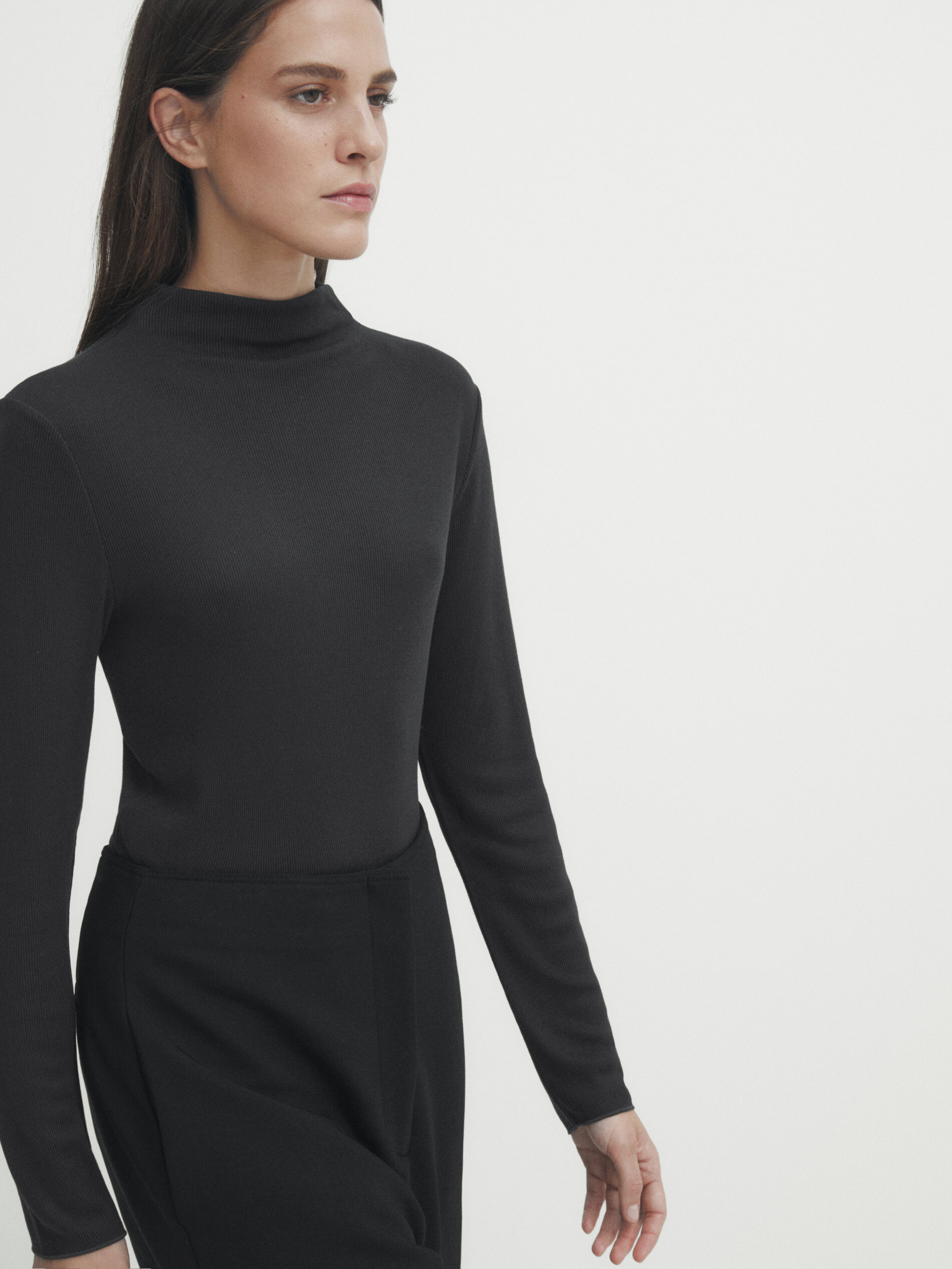 Magliette a collo alto outlet
