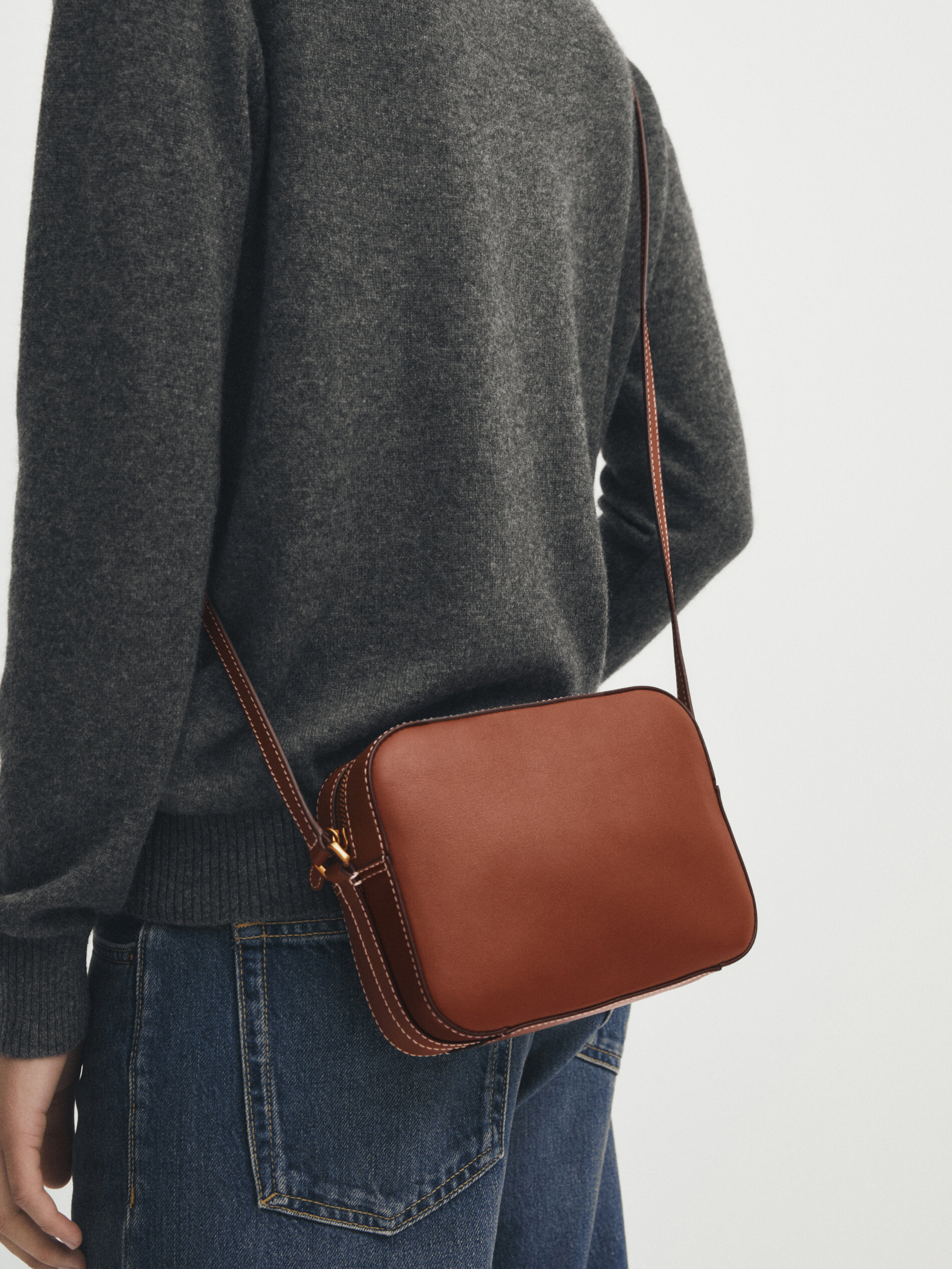 Massimo dutti nappa shoulder new arrivals bag