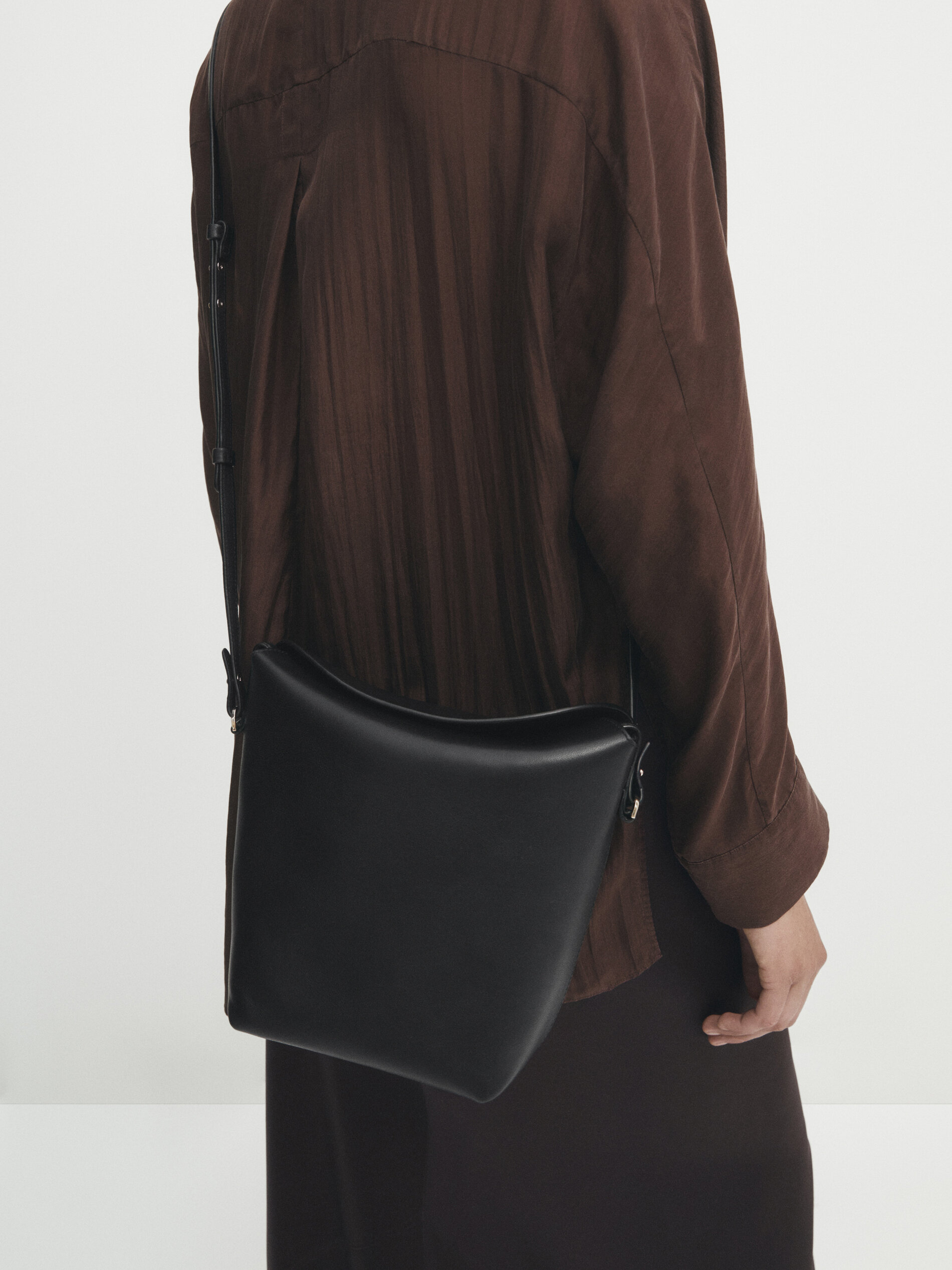 Massimo dutti leather box bag clearance