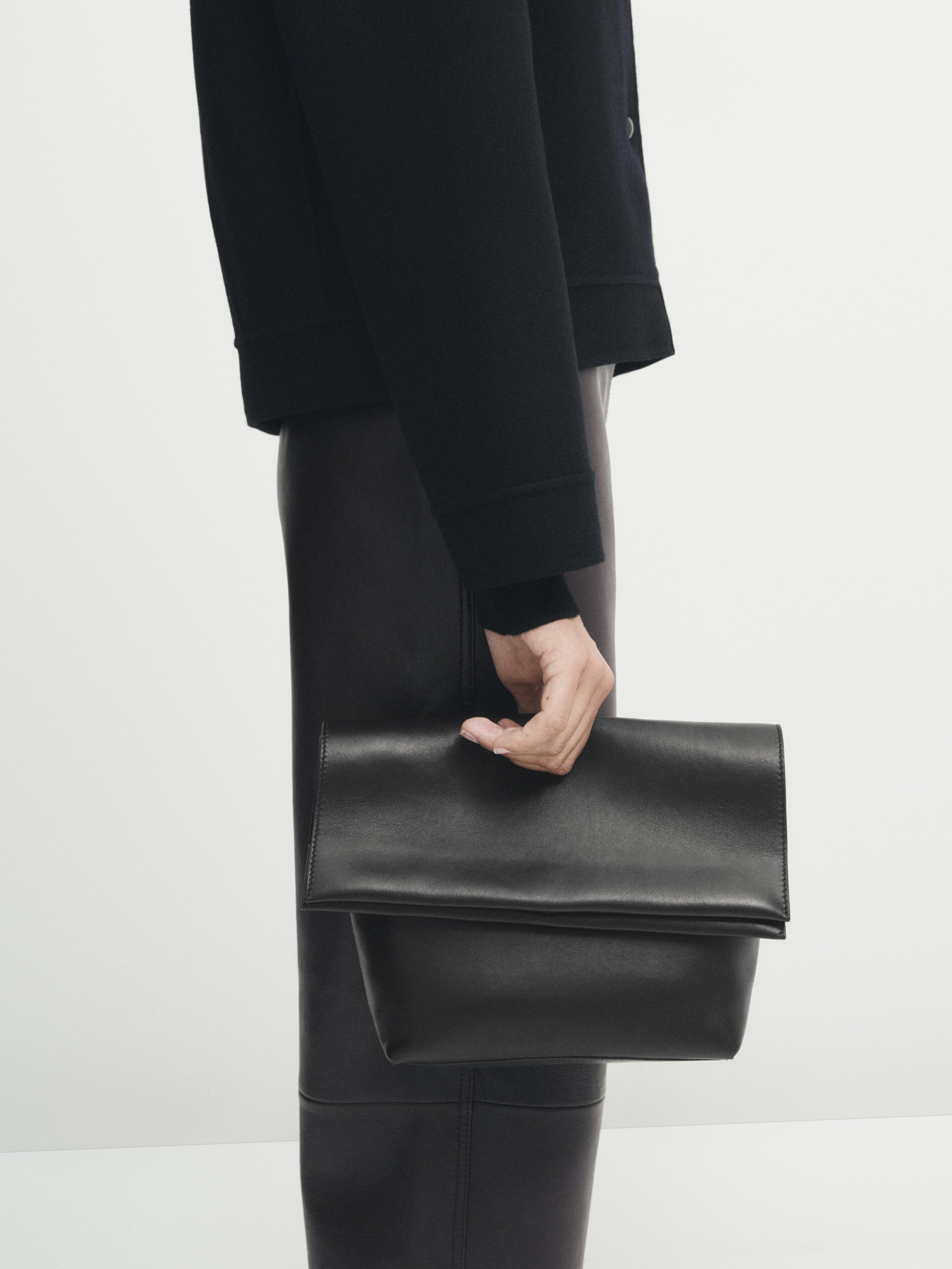 Bolso bandolera piel napa solapa Negro Marr n Azul Gris