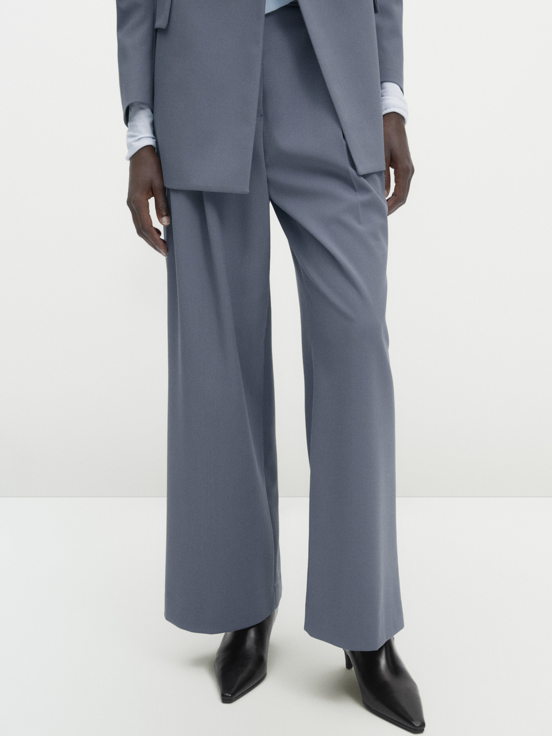 Smart suit trousers with double dart detail Studio Grey