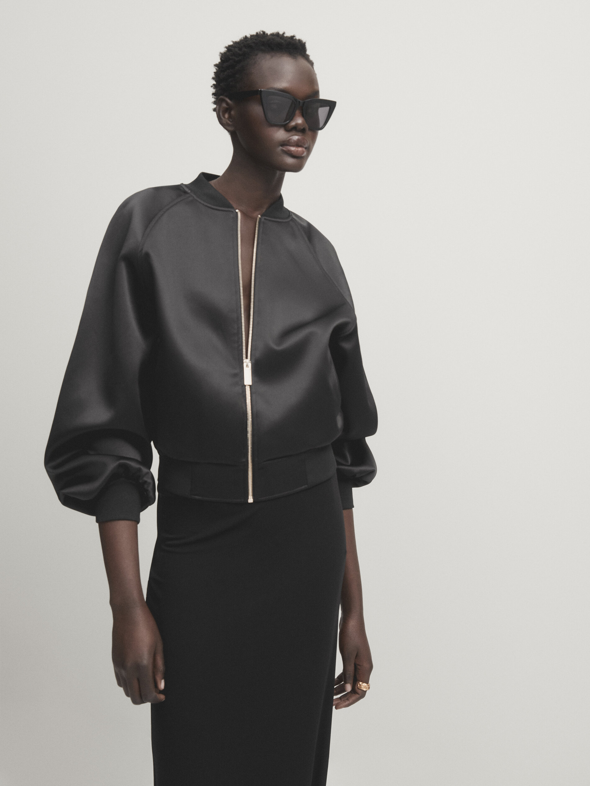 Massimo dutti black satin skirt discount
