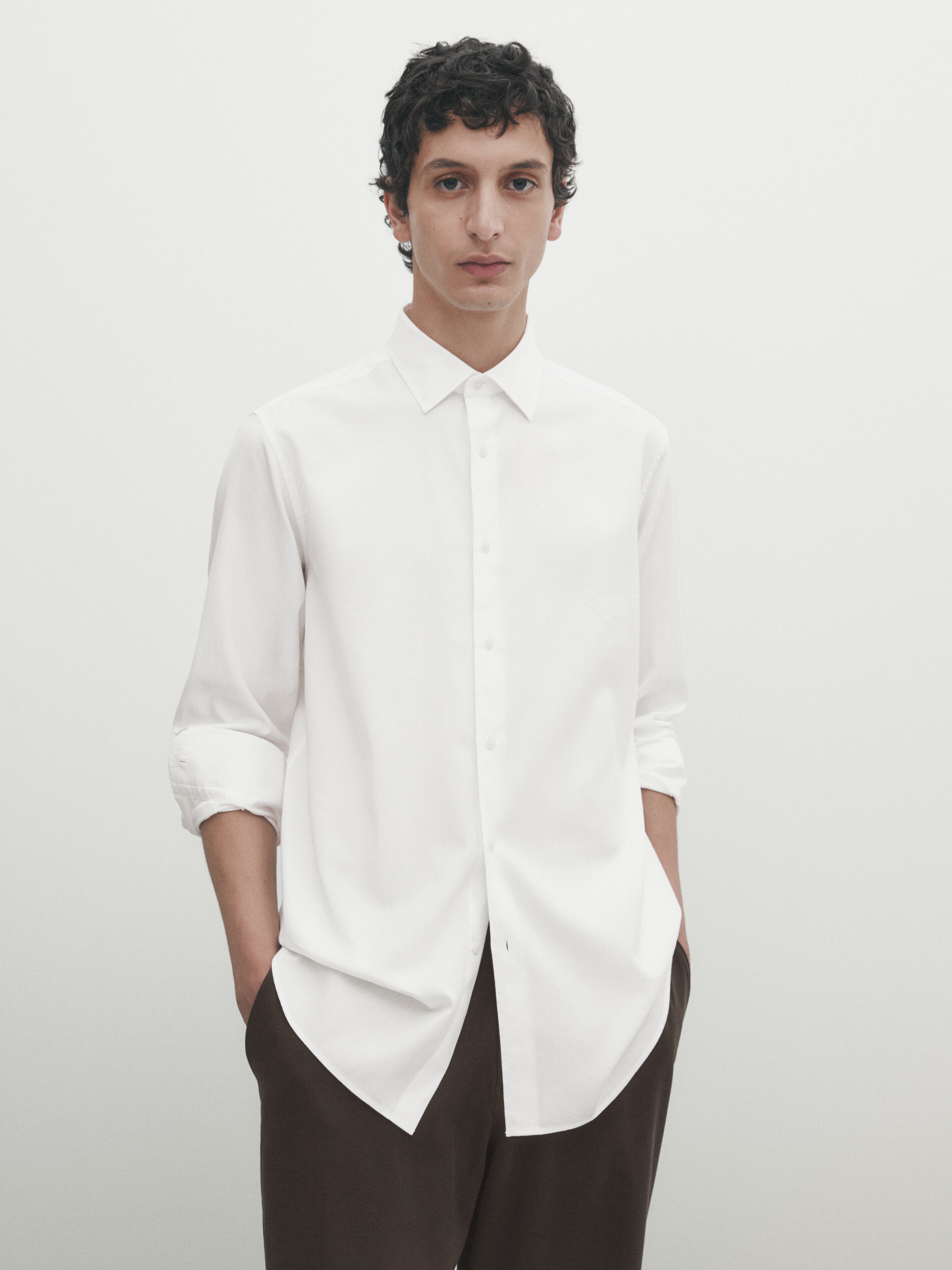 Slim fit two ply overhemd met microstructuur