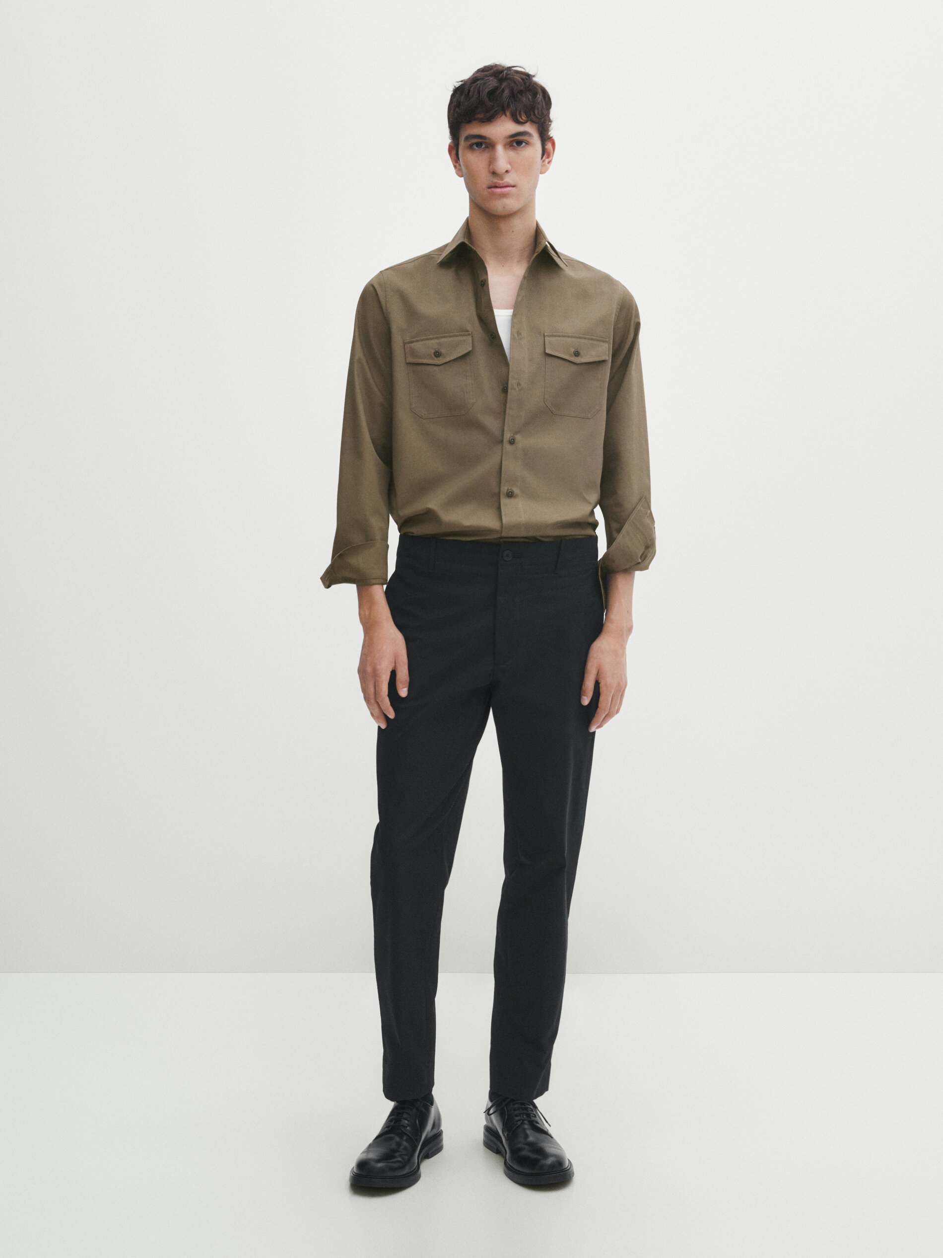 Camicia in twill di cotone con tasche regular fit