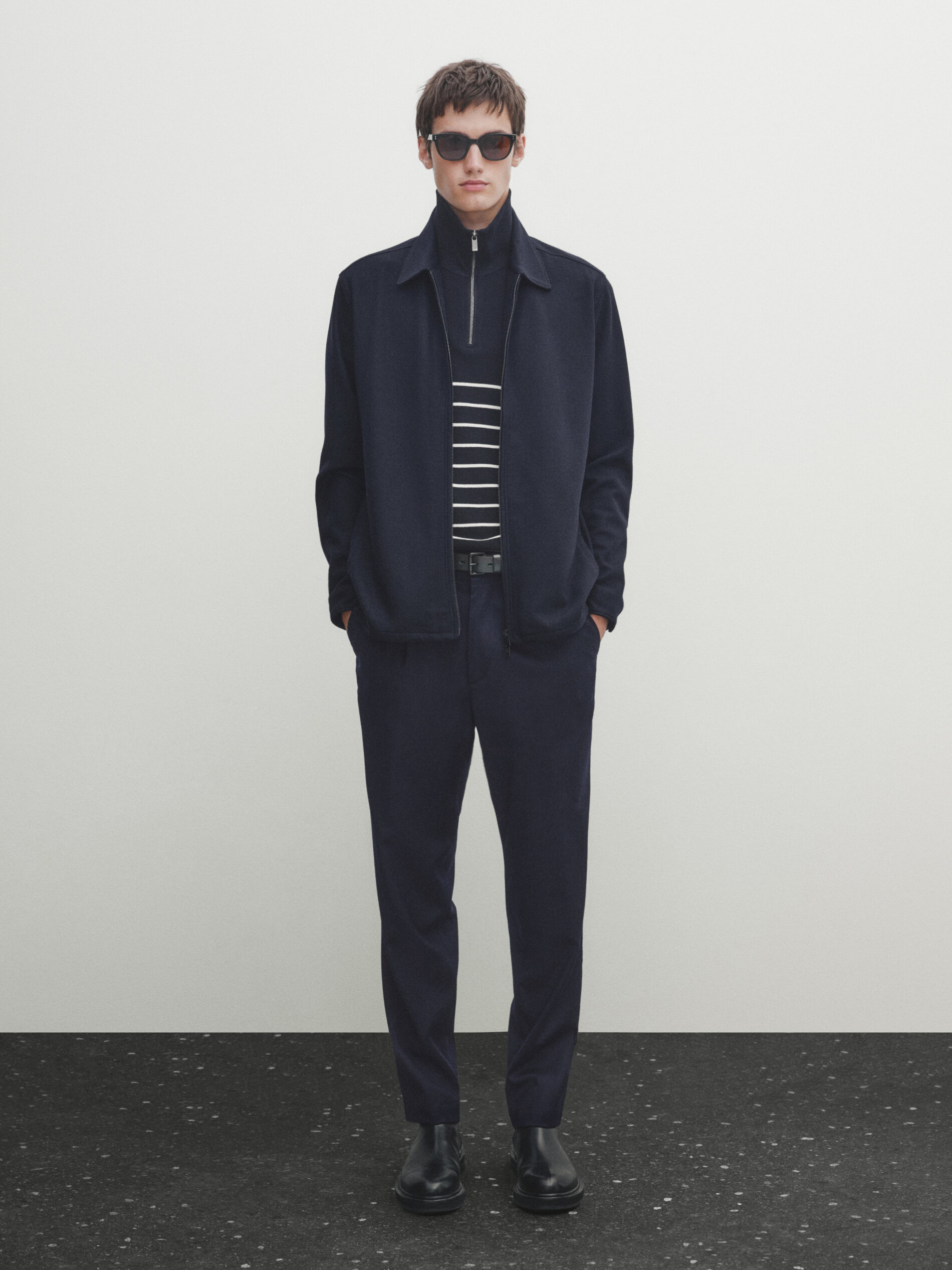 Jacket with central zip