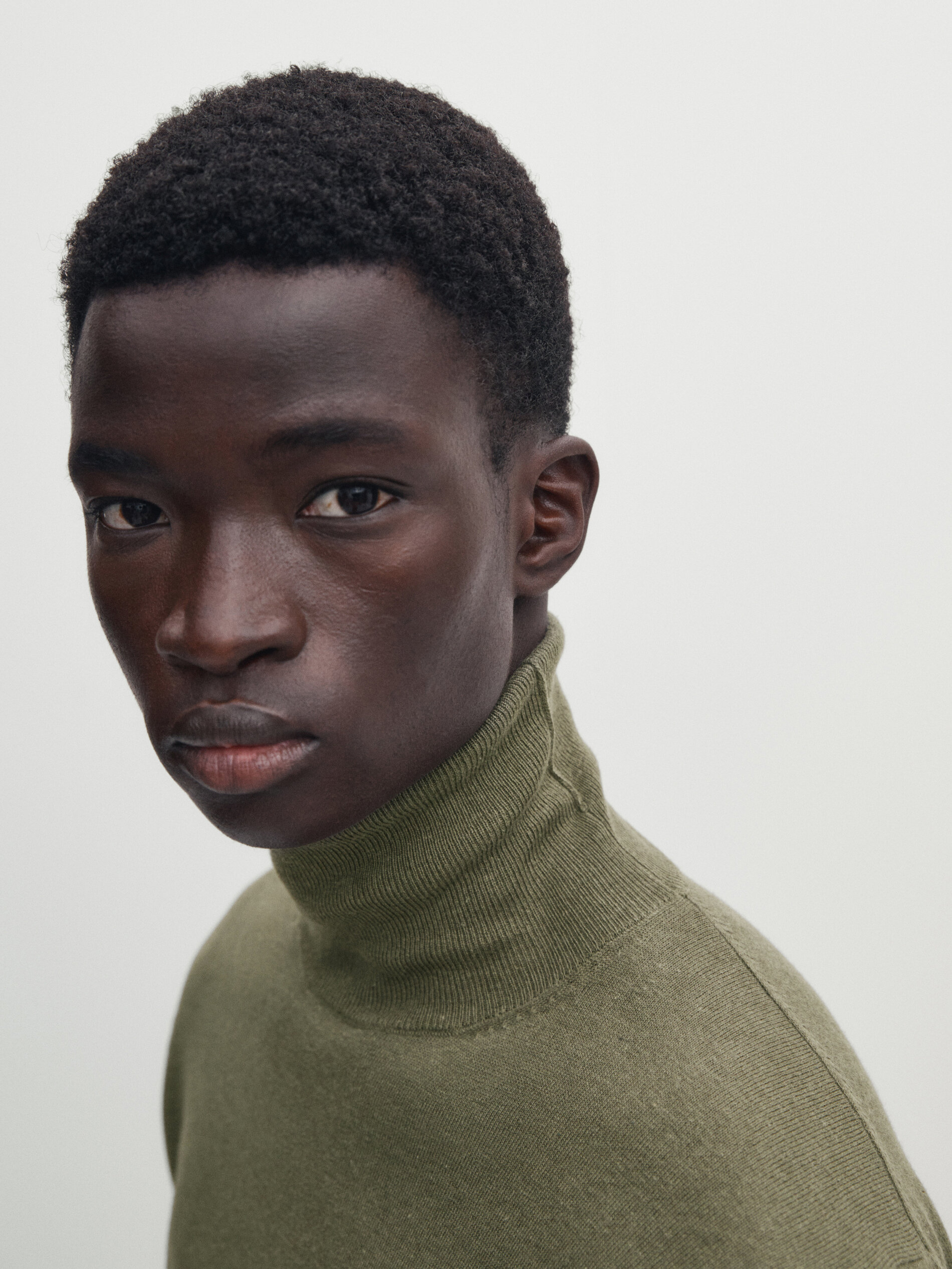 Massimo dutti store coltrui