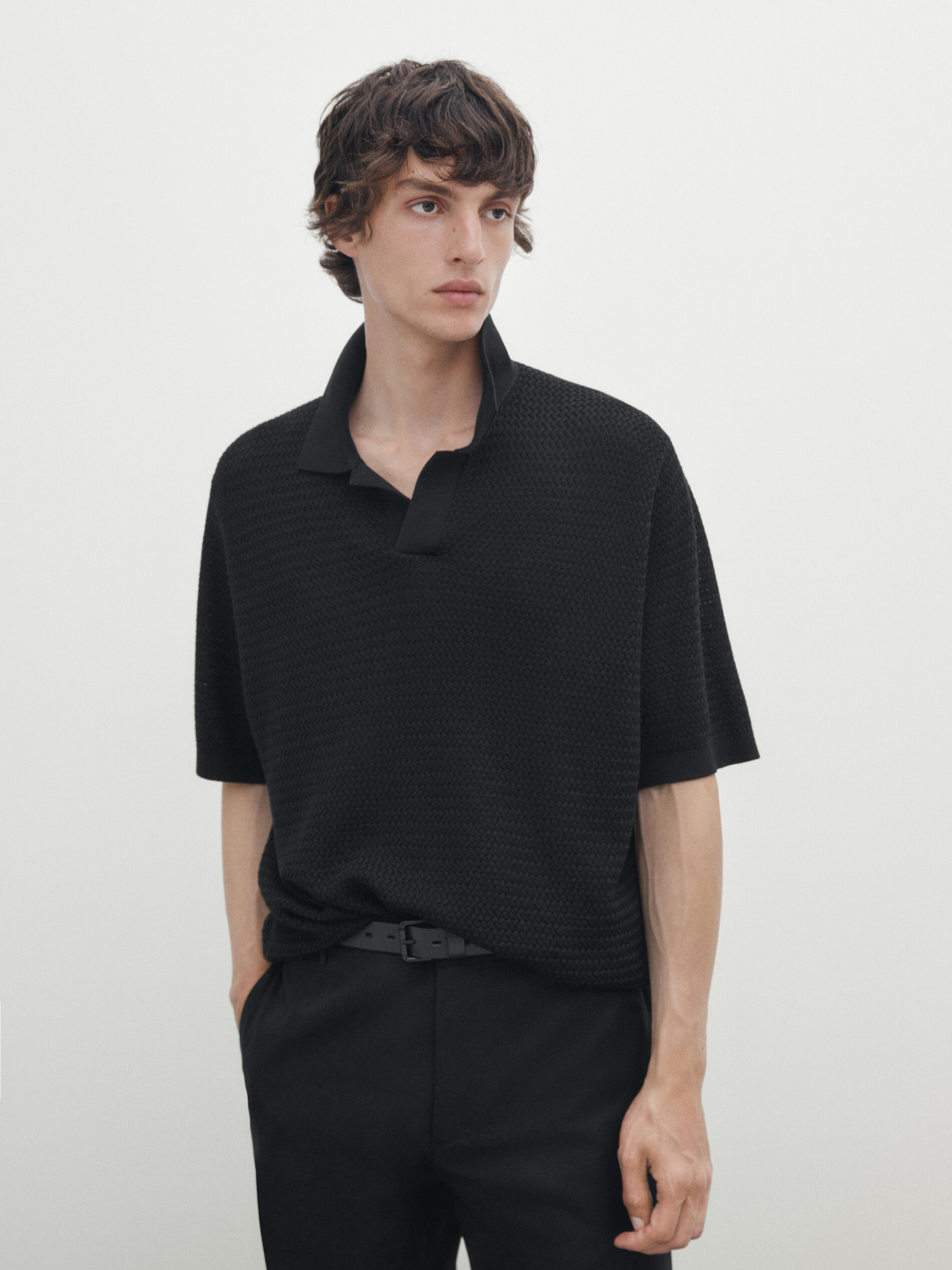 Textured short sleeve polo sweater · Black, Beige, Marine Green