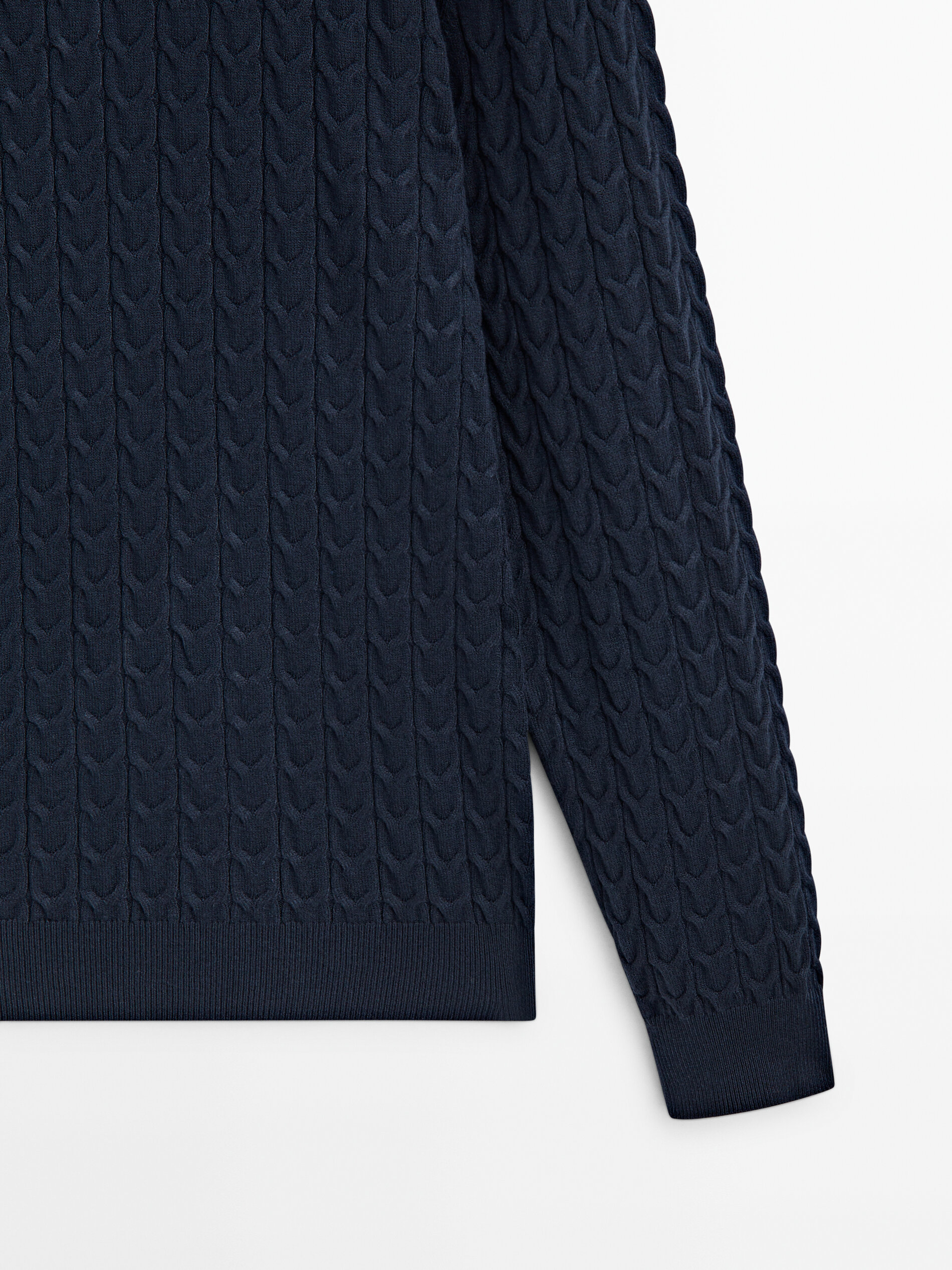 Cable knit sweater with a crew neck Faded Navy Marine Green