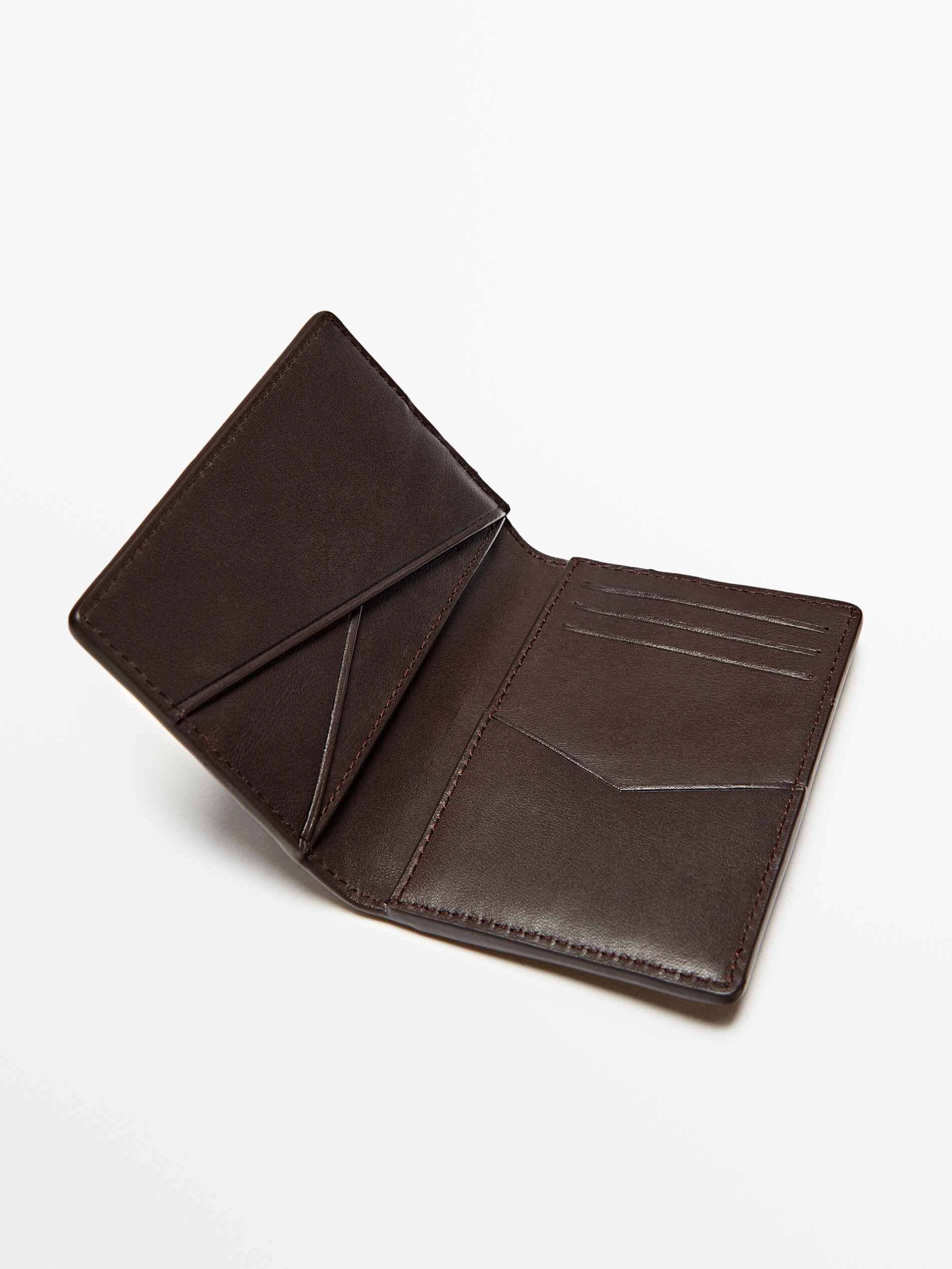 Cartera piel vertical Marr n Negro Accesorios Massimo Dutti