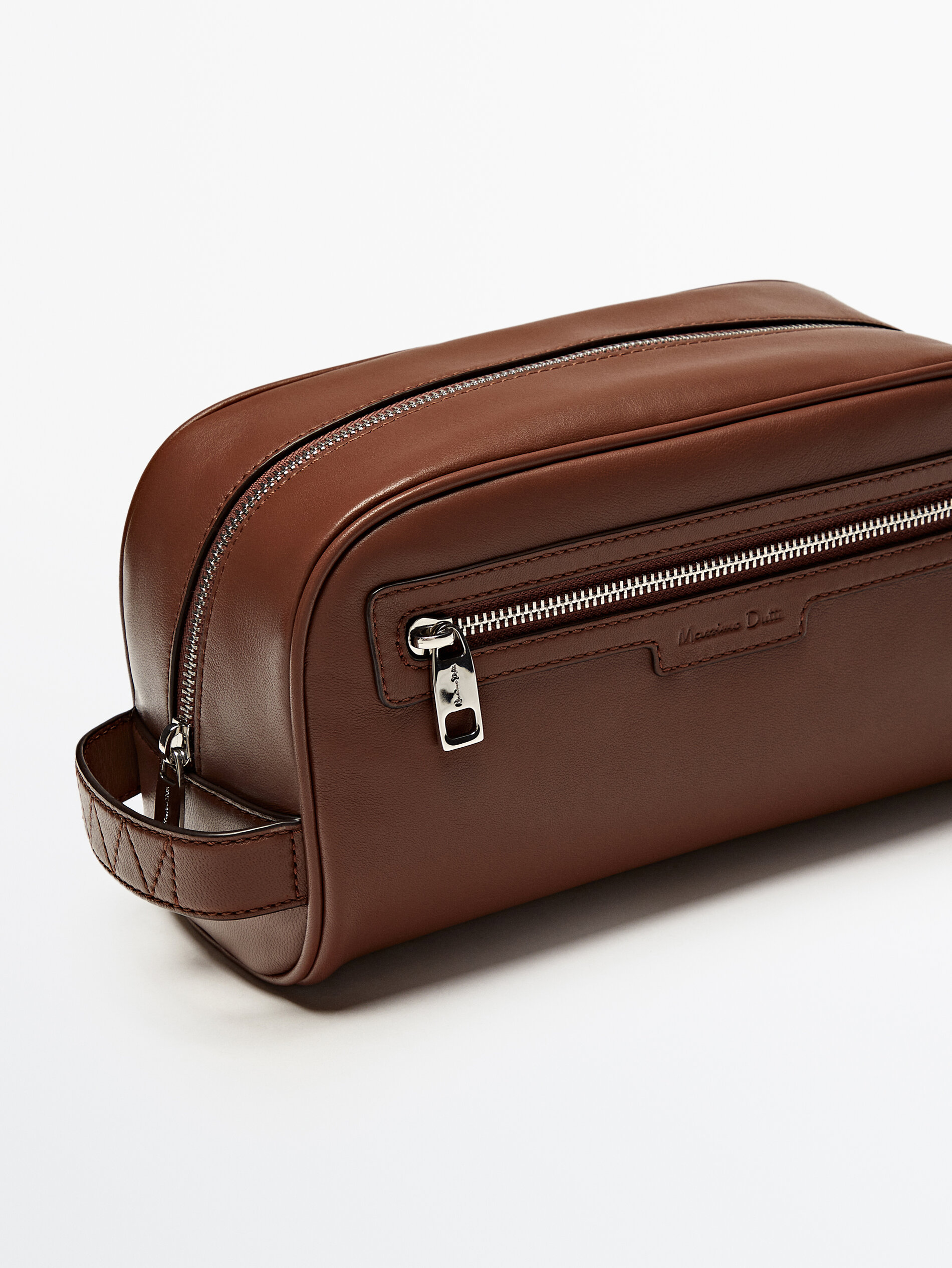 Leather toiletry bag with zip pocket Leather Accessories