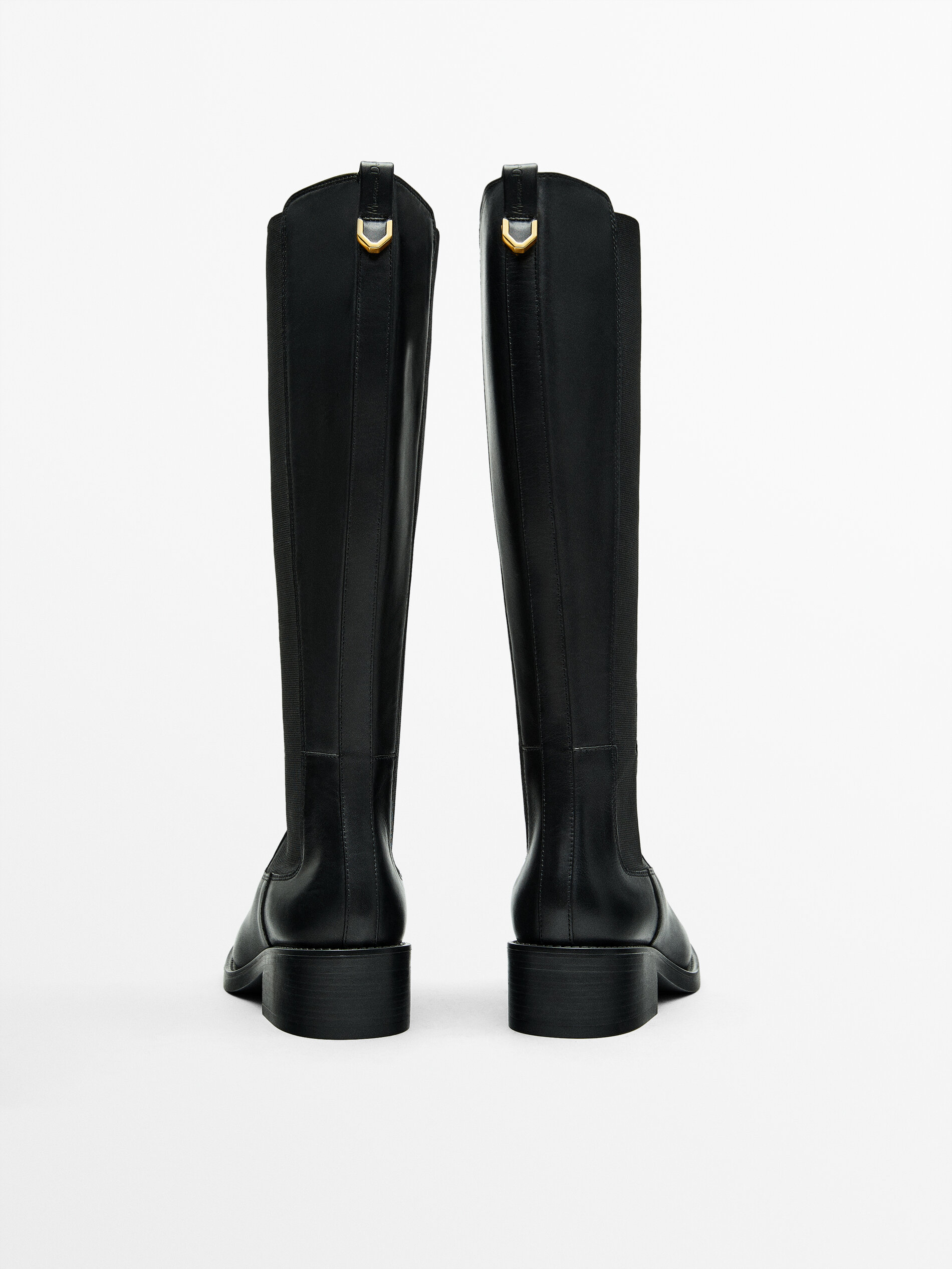 Bota plana con el stico Negro Botas Y Botines Massimo Dutti