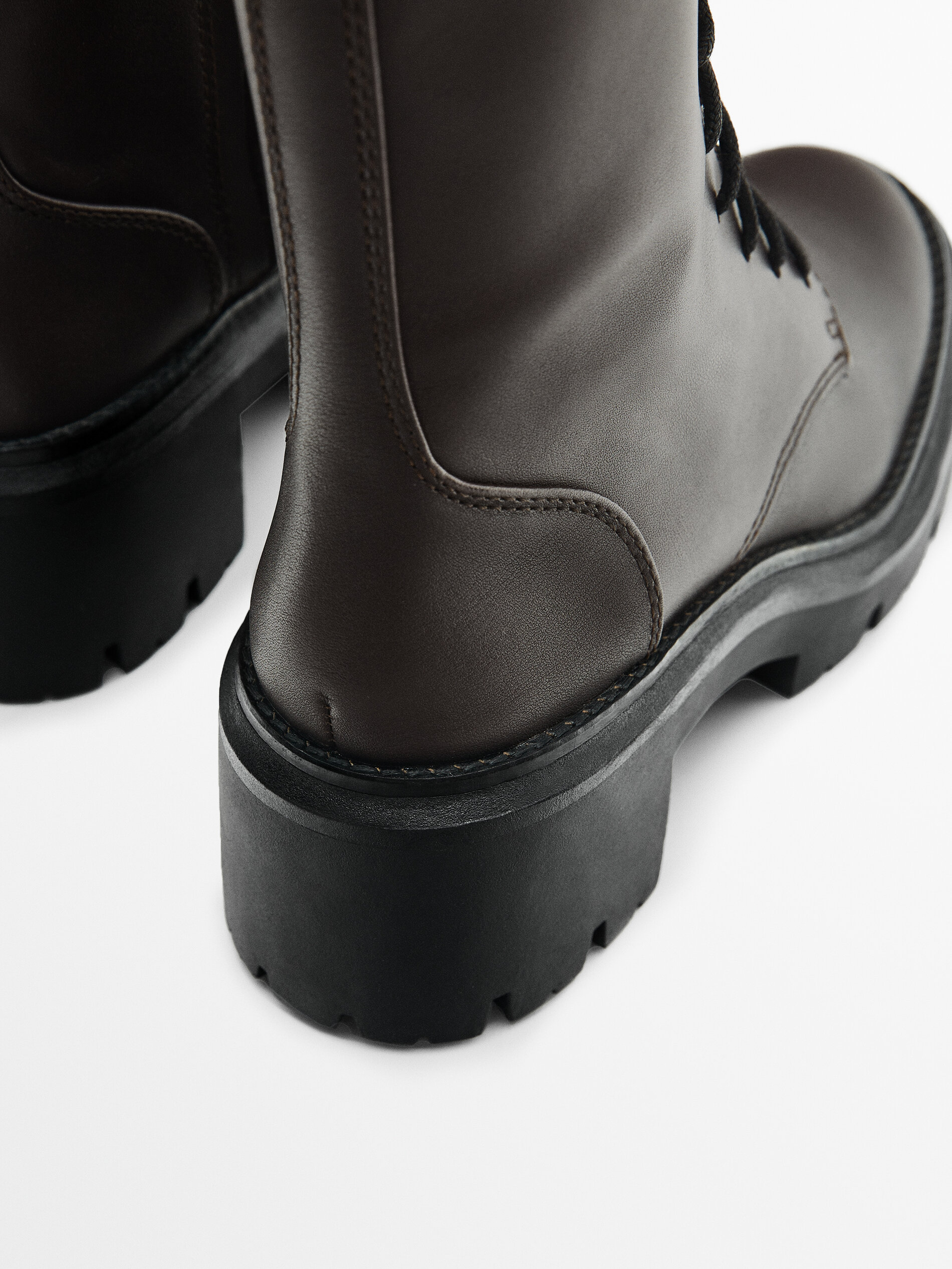 Stivaletti stringati con suola track Marrone Calzature