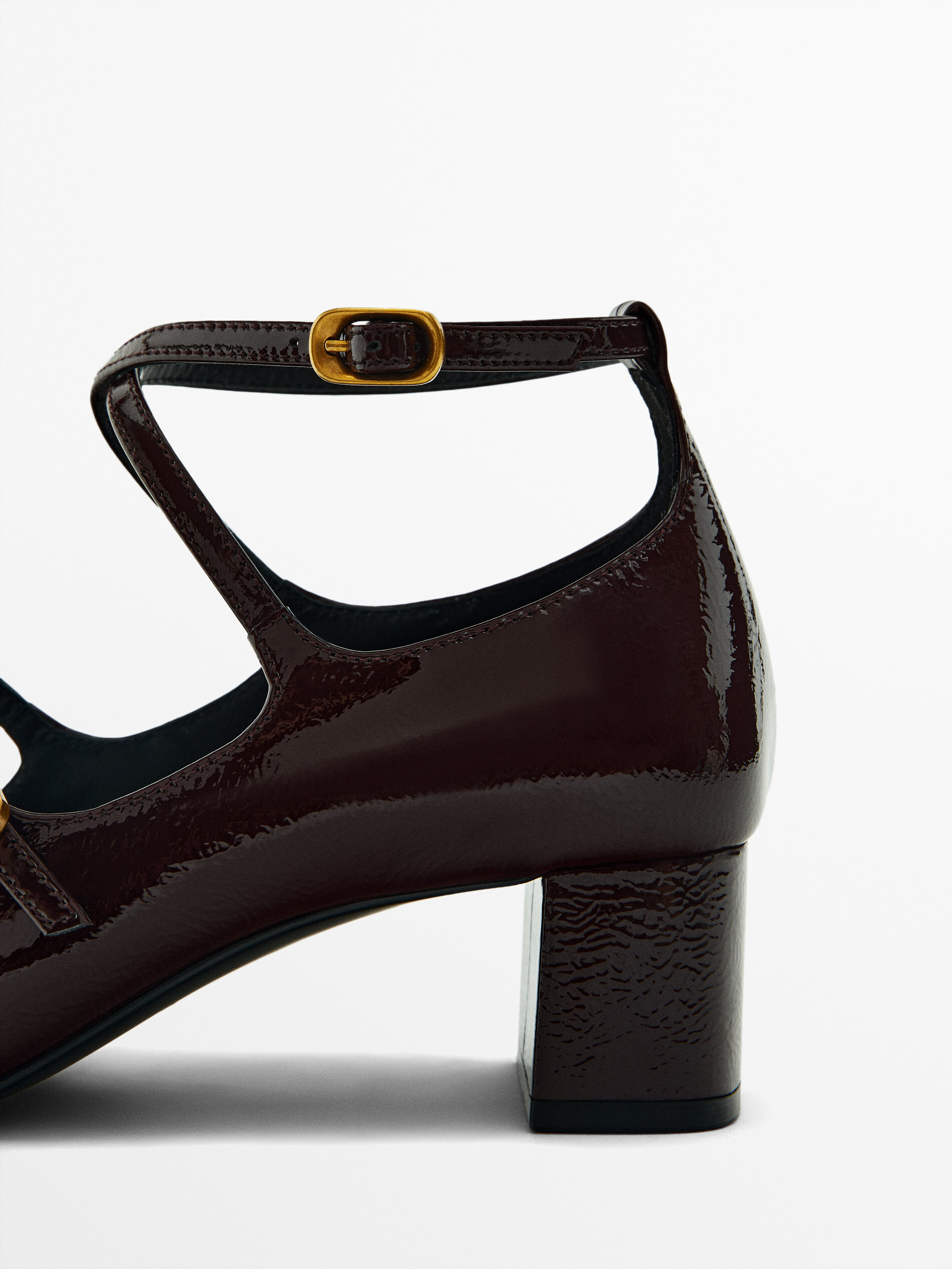 Zapato tac n charol hebillas