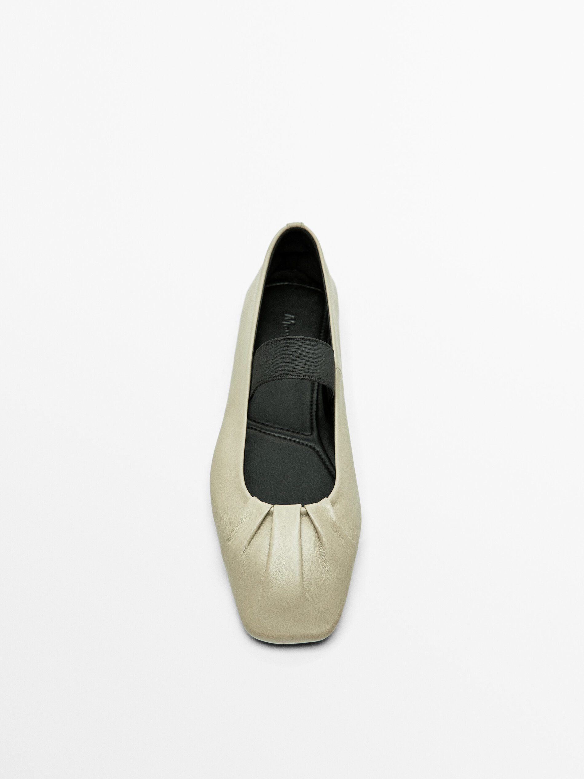 Gathered stretch ballet flats · Blush-beige · Flat Shoes | Massimo
