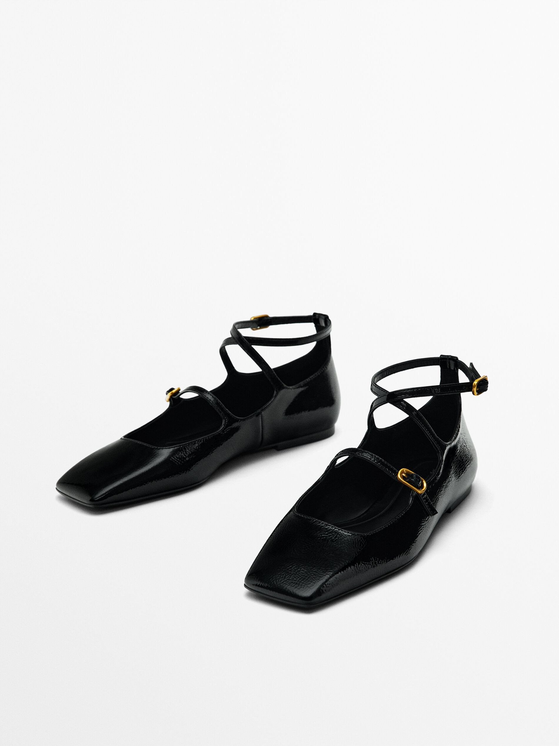 Zapato plano charol punta cuadrada