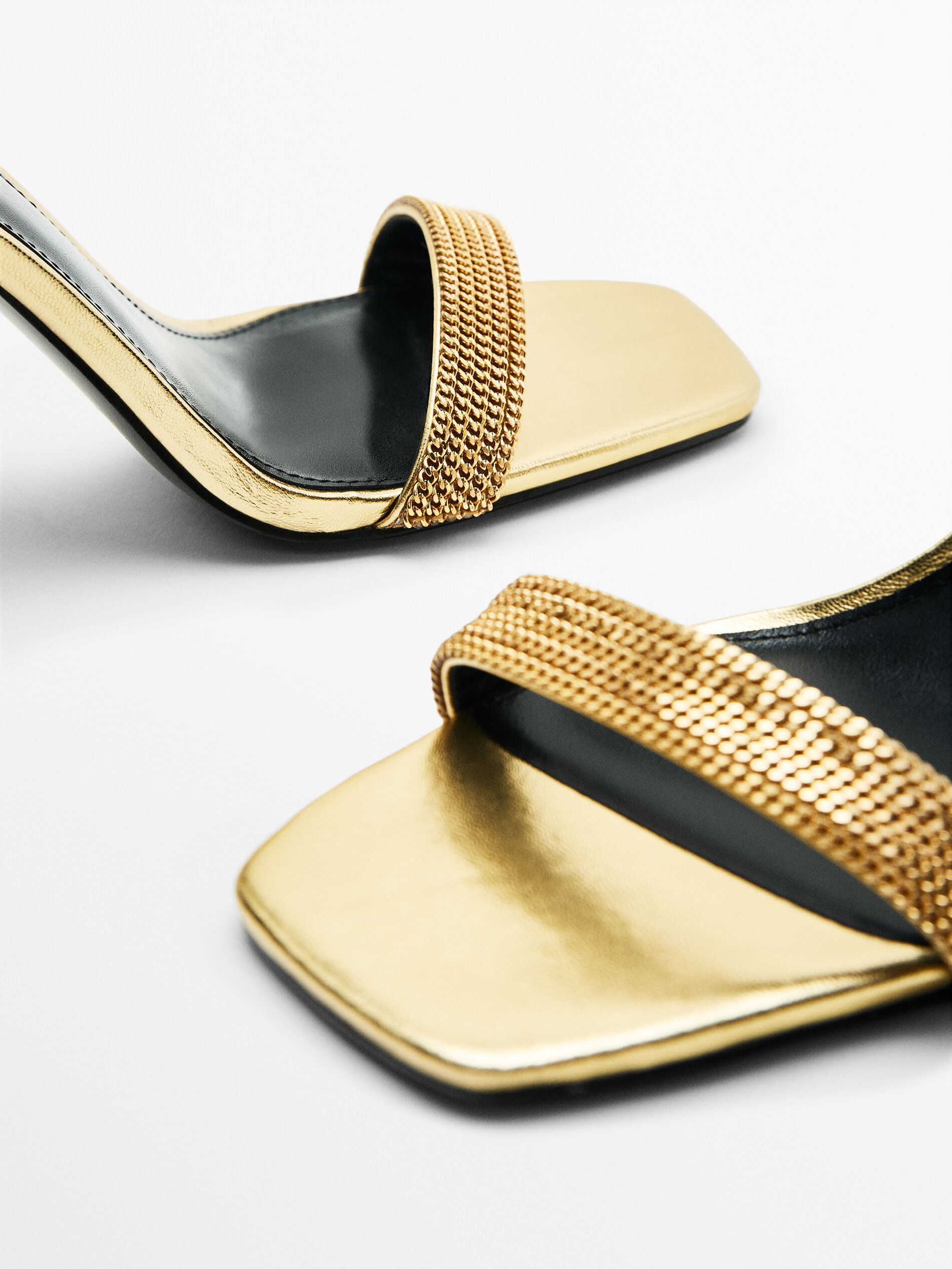 Leather upper sandals with chain Studio