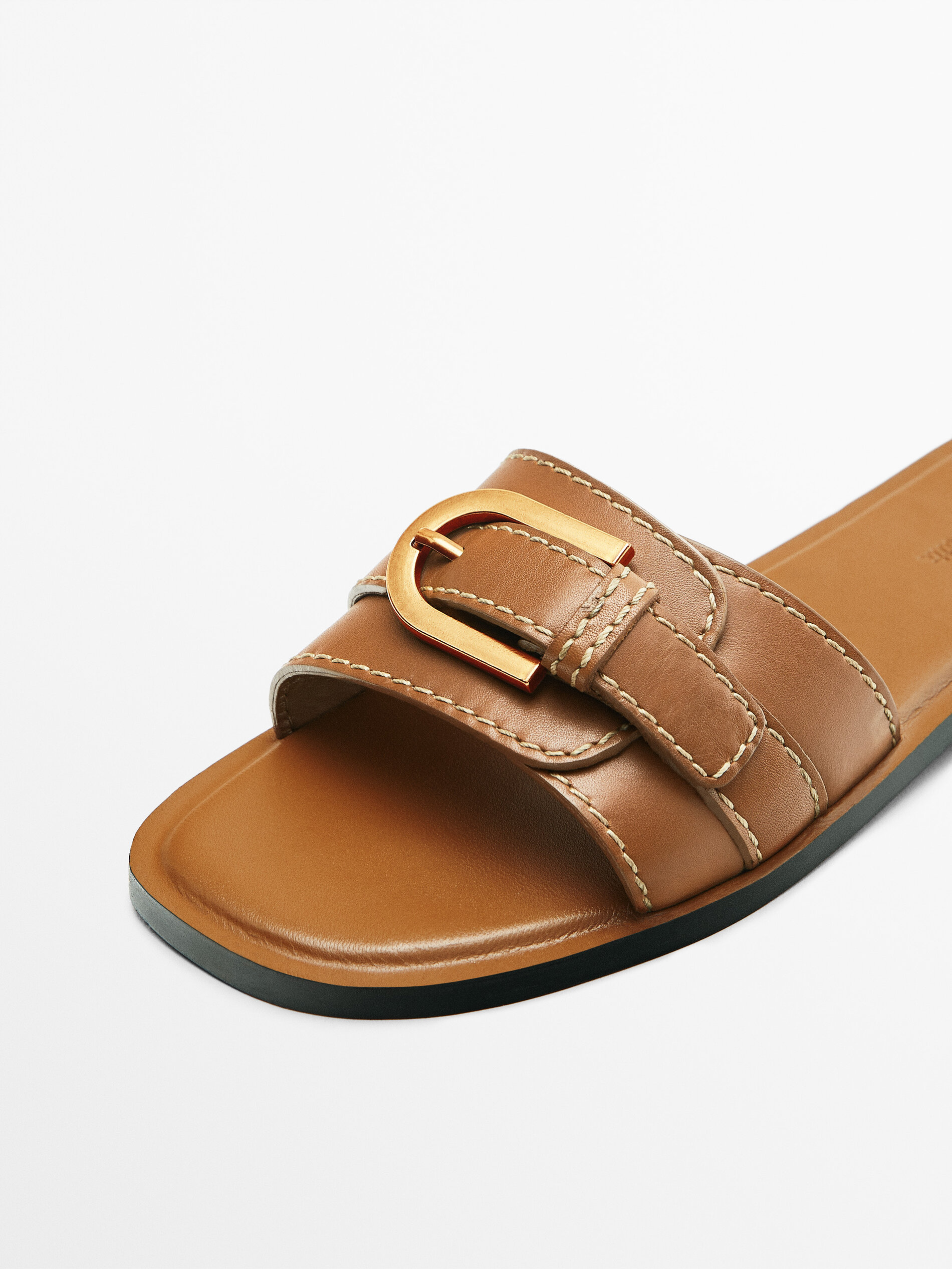 FLAT LEATHER SANDALS Tan Flat Sandals Massimo Dutti