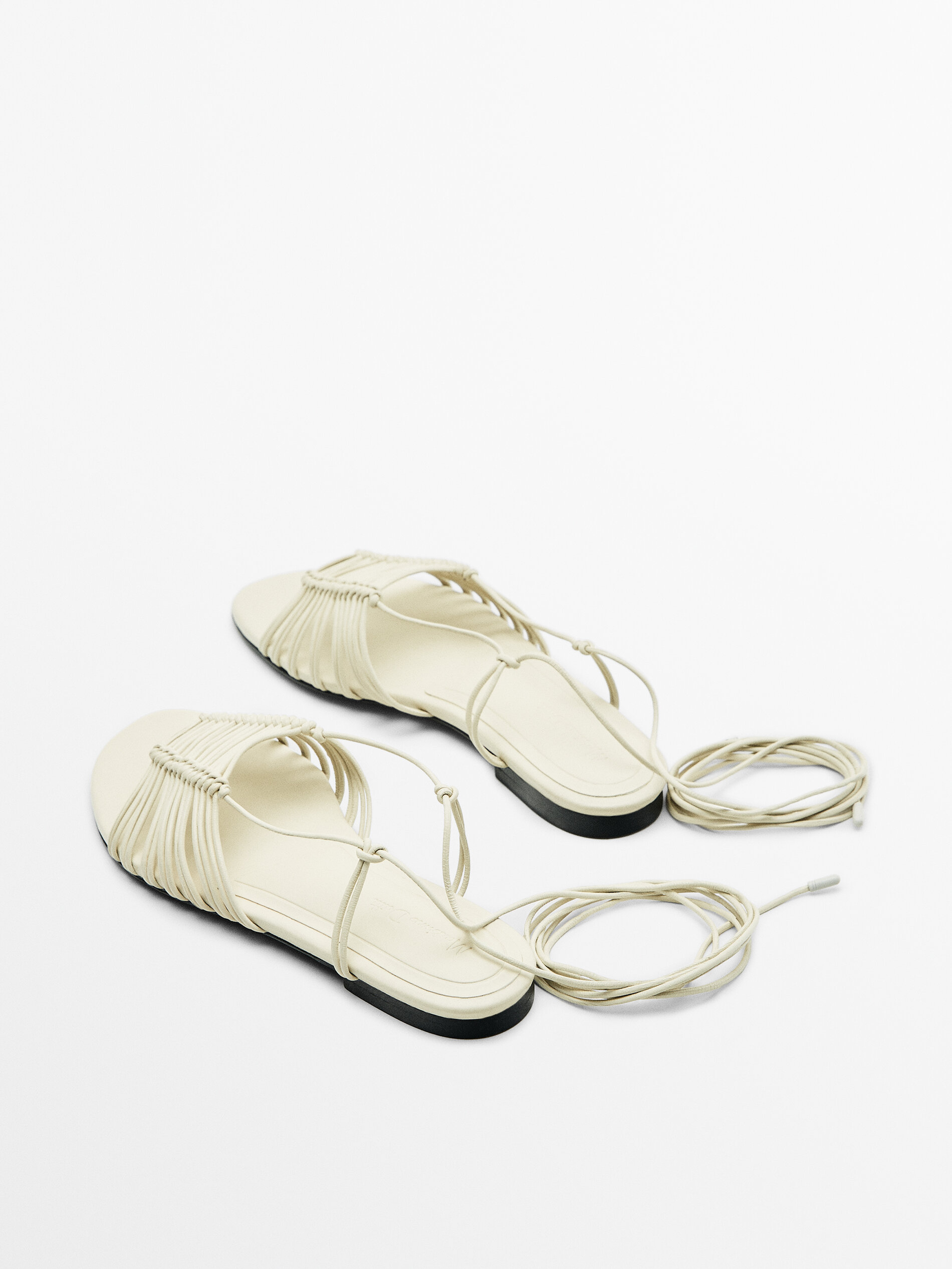 Sandalia plana hotsell massimo dutti