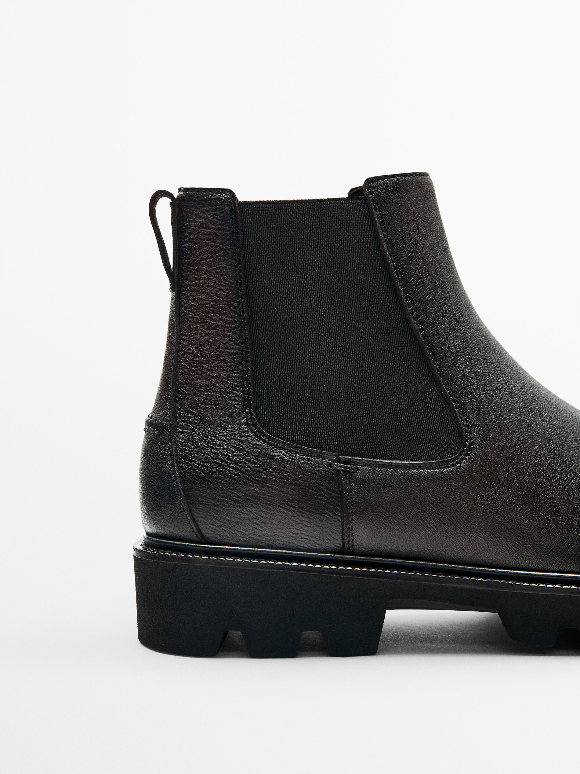 Moc toe Chelsea boots Brown Shoes Massimo Dutti