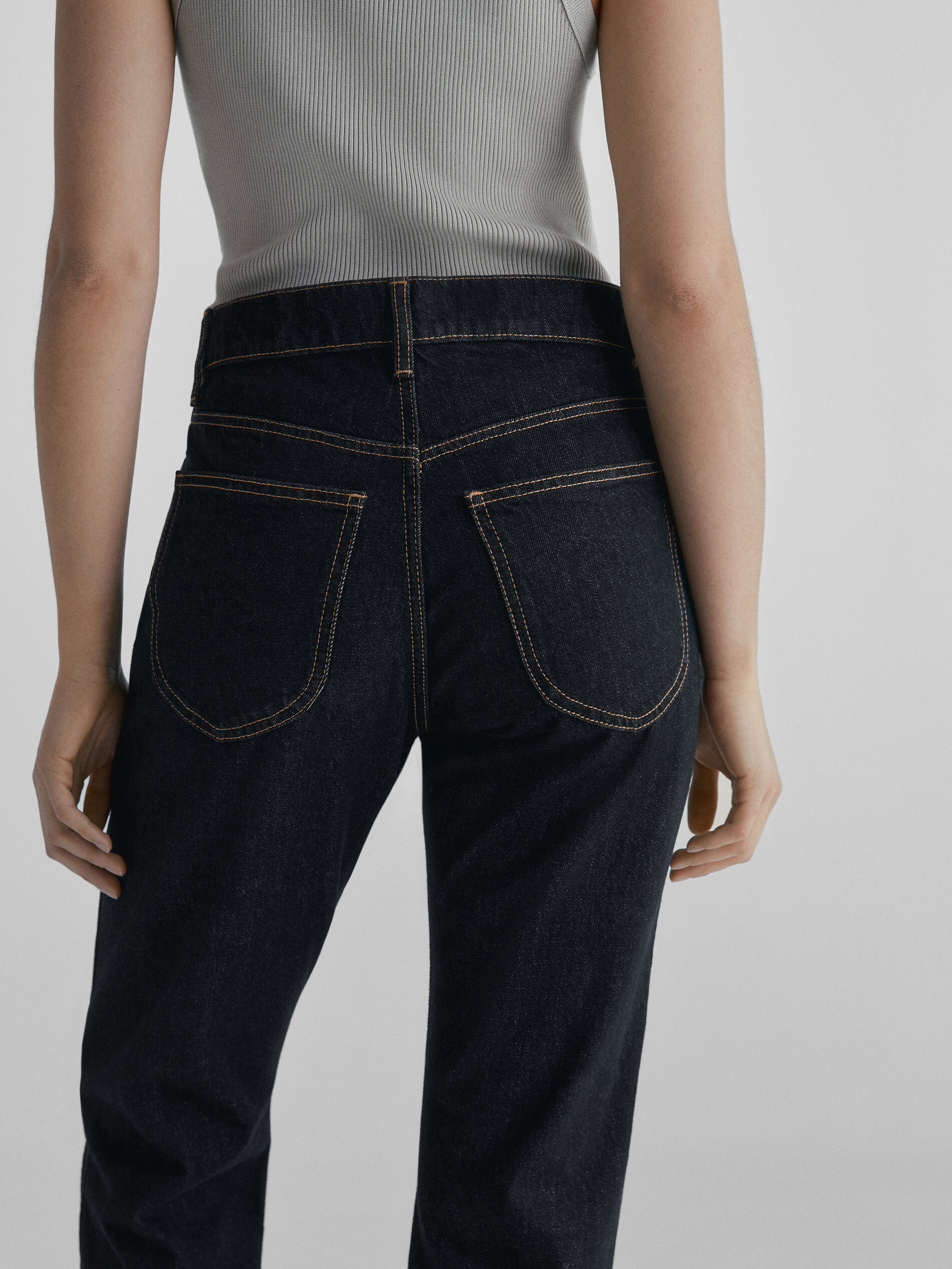 slim leg jeans