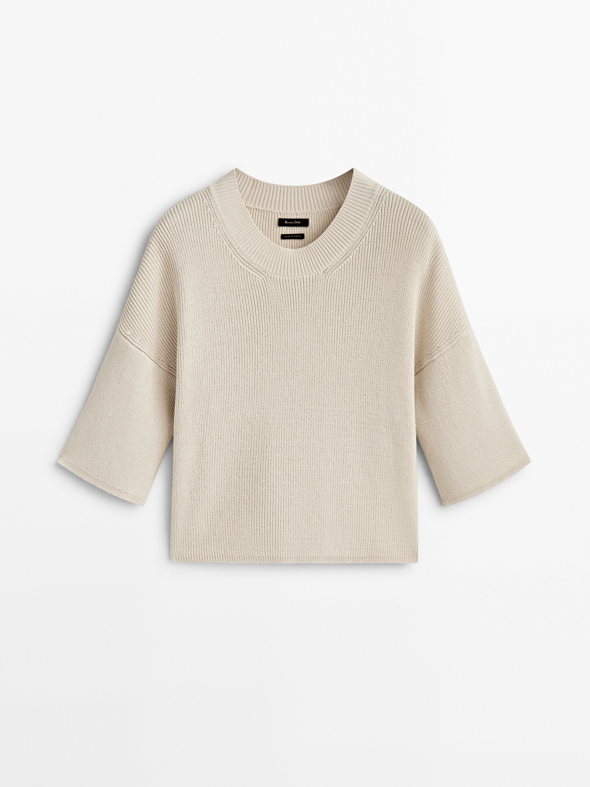 Short sleeve knit sweater