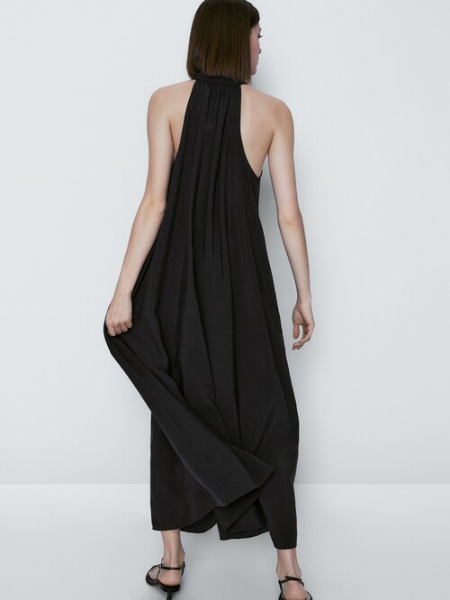 Lange jurk halternek - Massimo Dutti Nederland