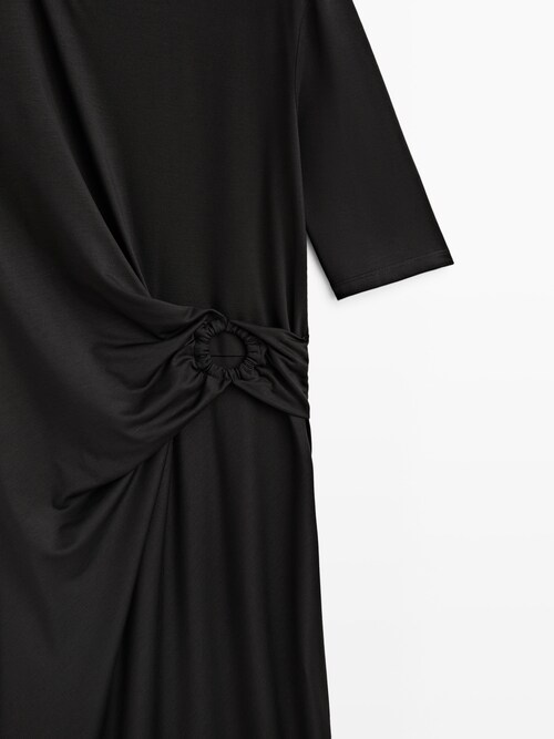 Vestido negro detalle argolla Massimo Dutti United of America