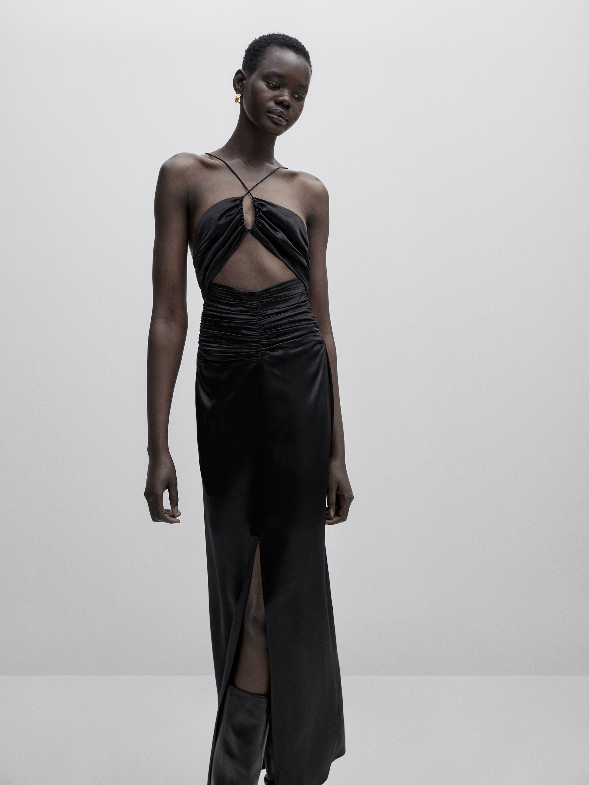 largo abertura frunces -Studio Massimo Dutti España