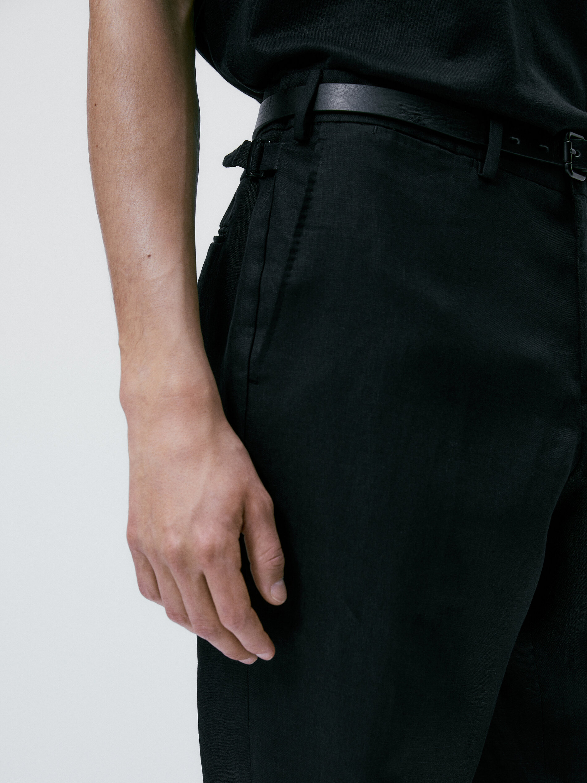 Straight crepe trousers  Massimo Dutti
