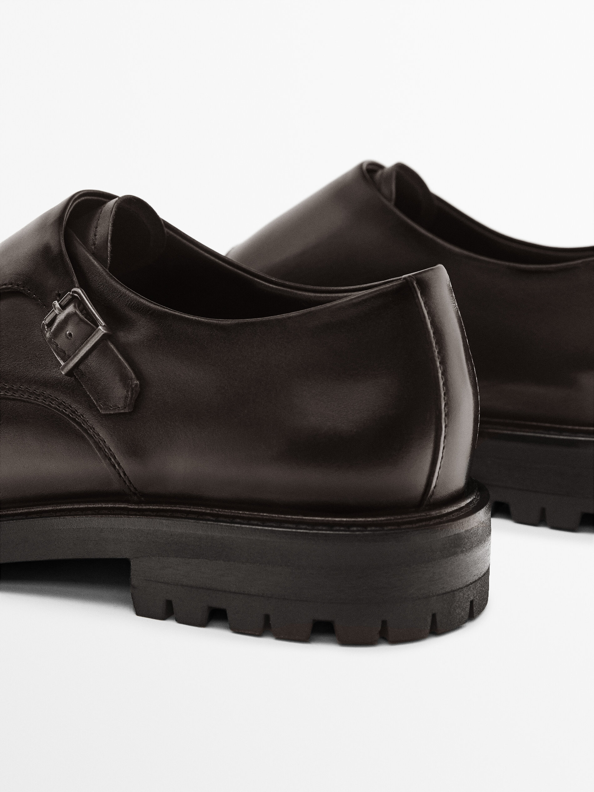 Leren schoenen met gesp en trackzool - Massimo Dutti Nederland