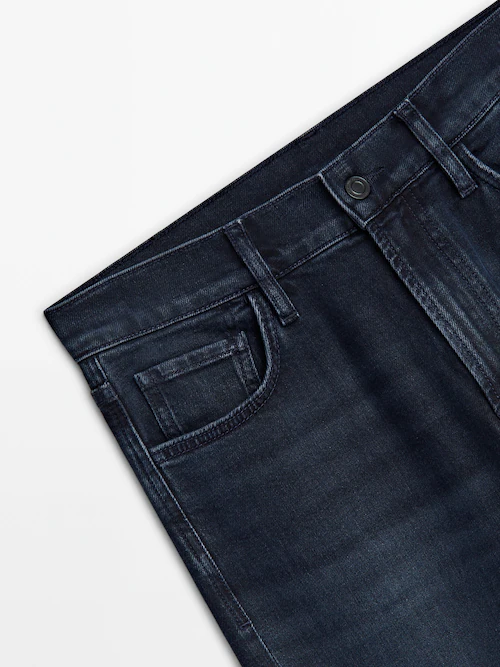 Jeans tiro alto straight fit · Azul Oscuro · Vestir