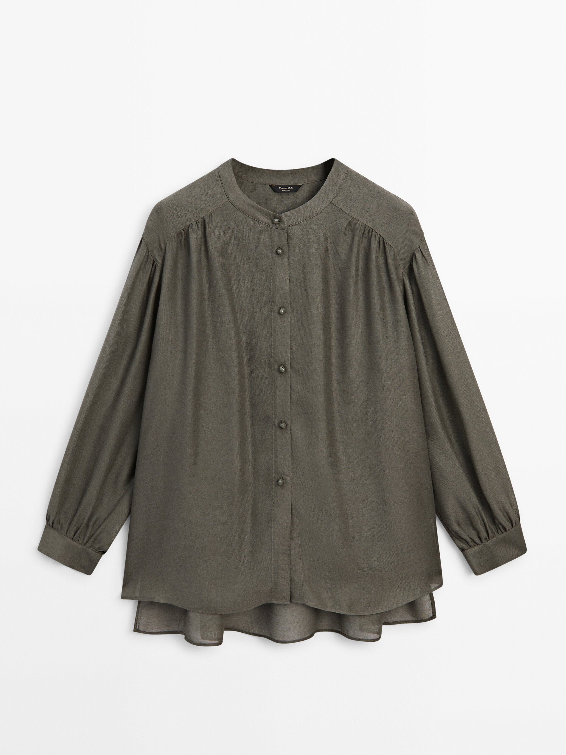 Camisa fluida cuello mao