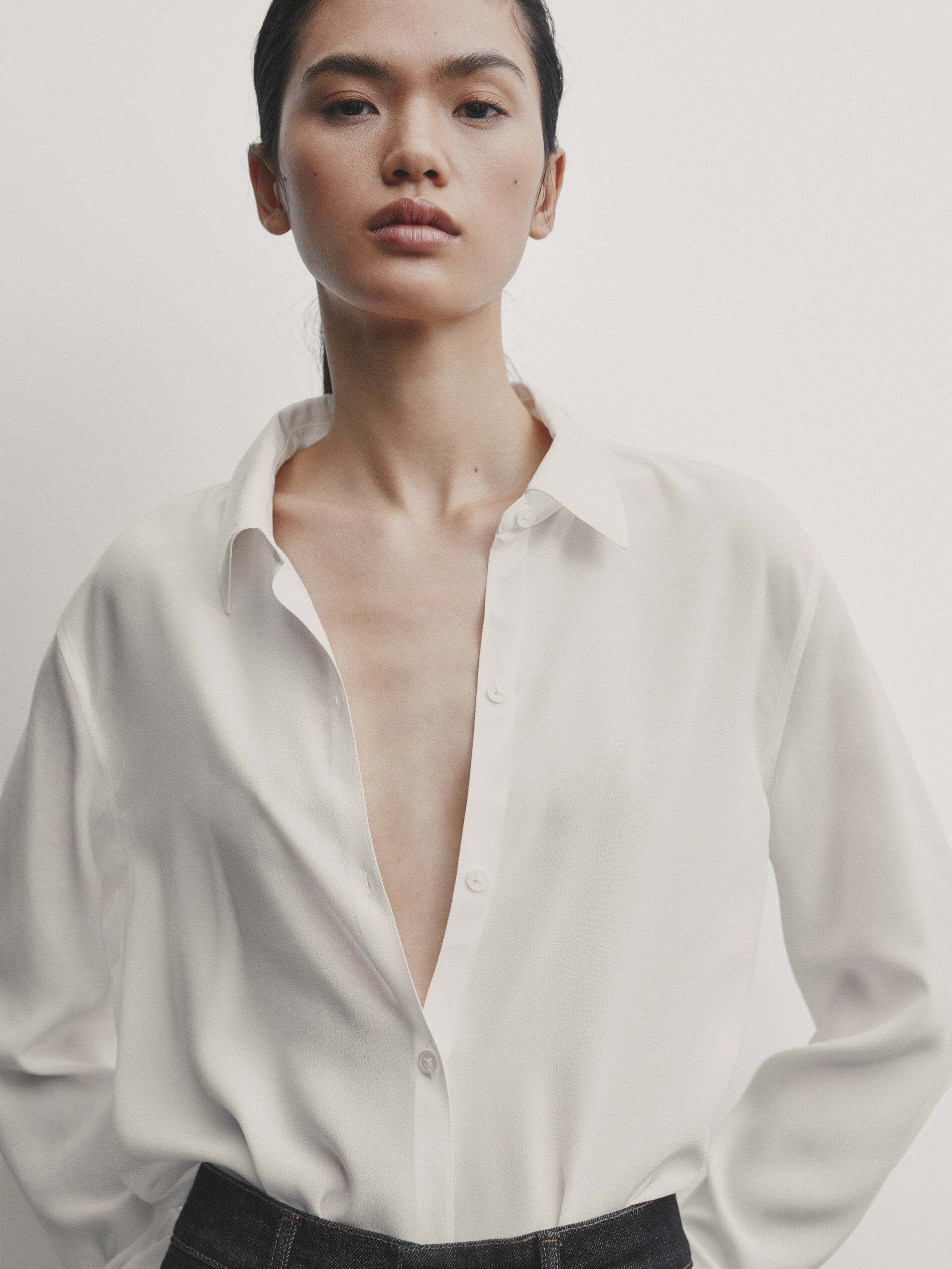 Camicia morbida in cr pe 100 seta Ecru Camicie Massimo Dutti