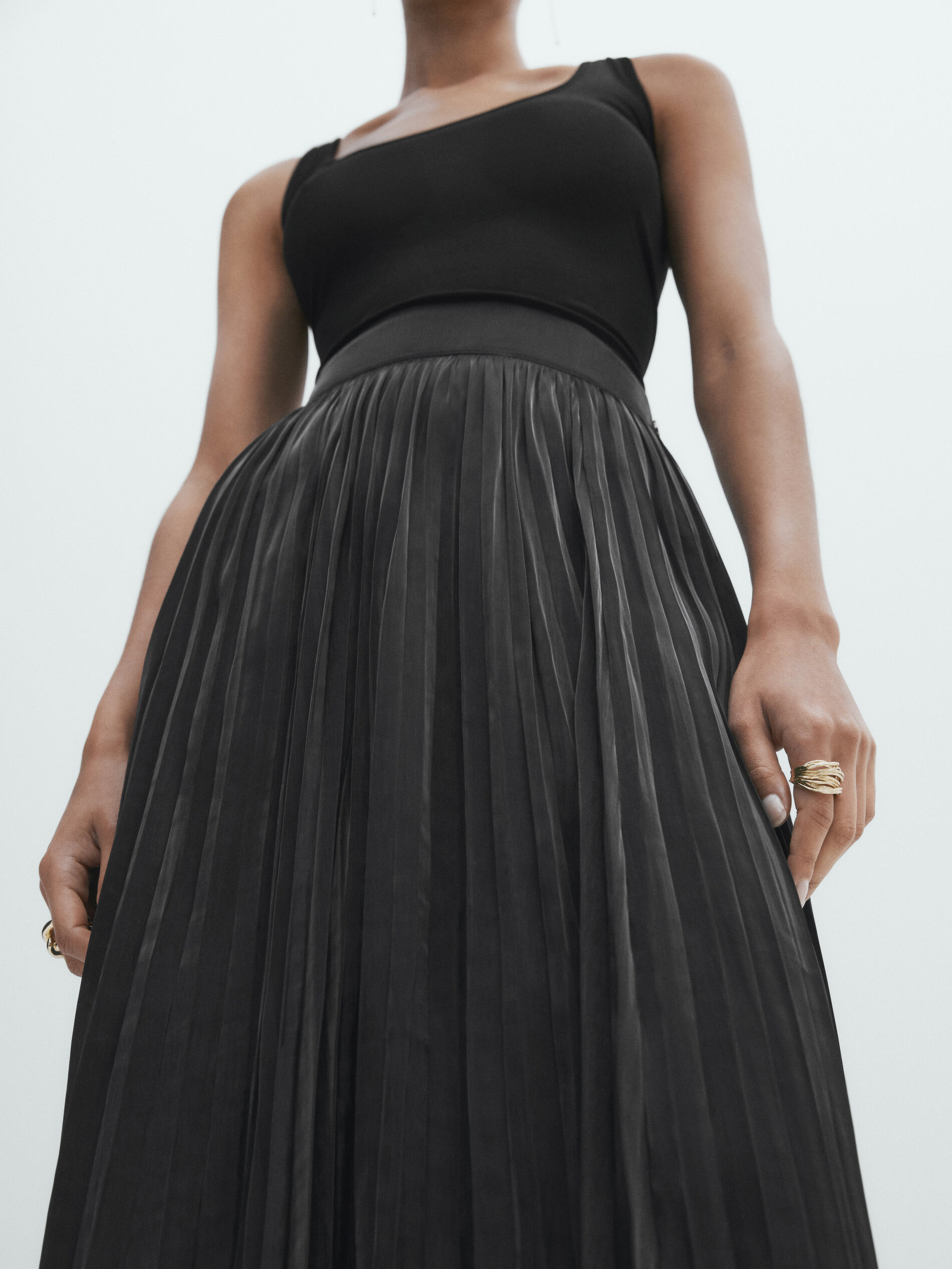 Massimo dutti top grey pleated skirt