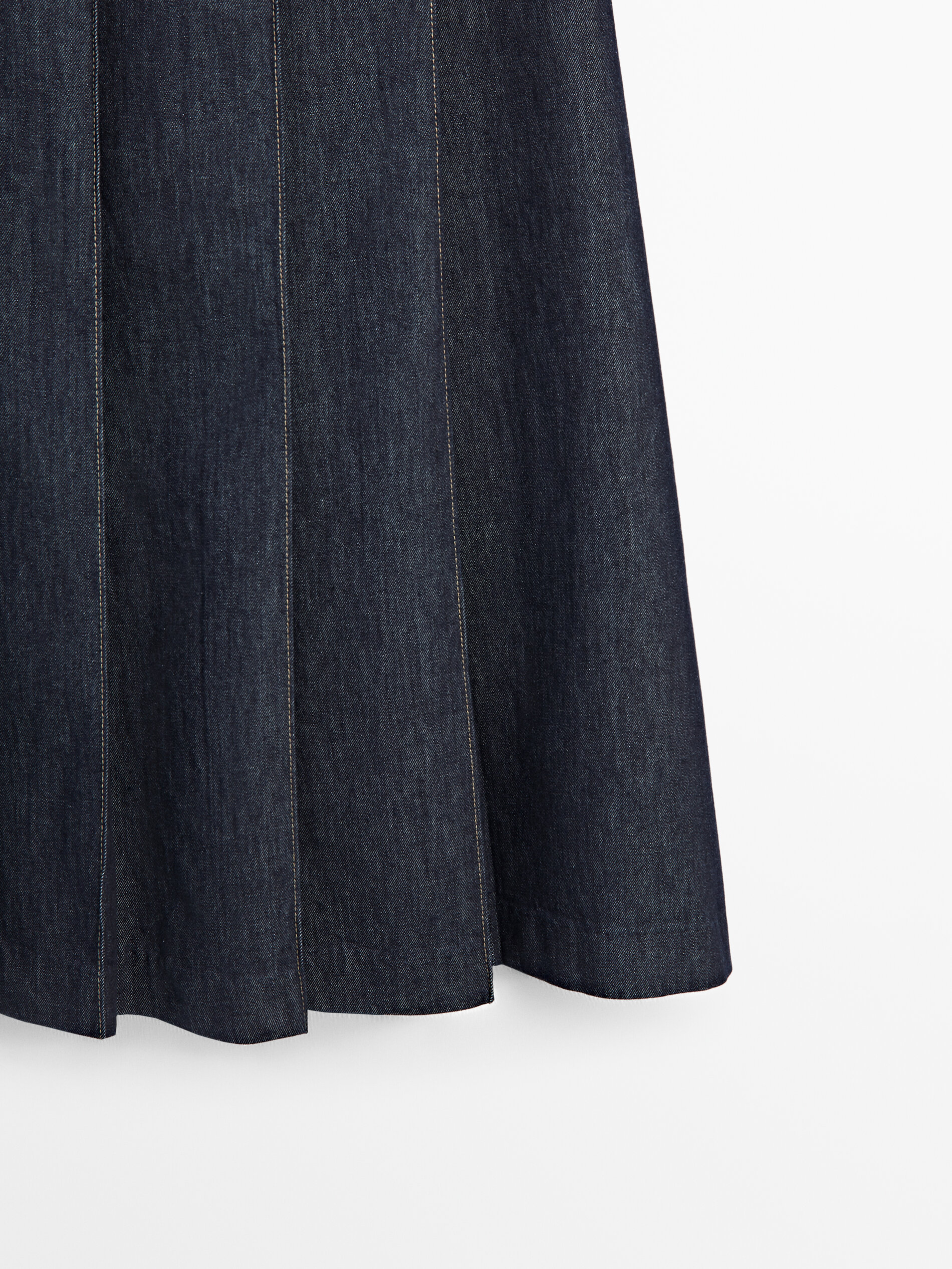 Massimo dutti white pleated skirt hotsell