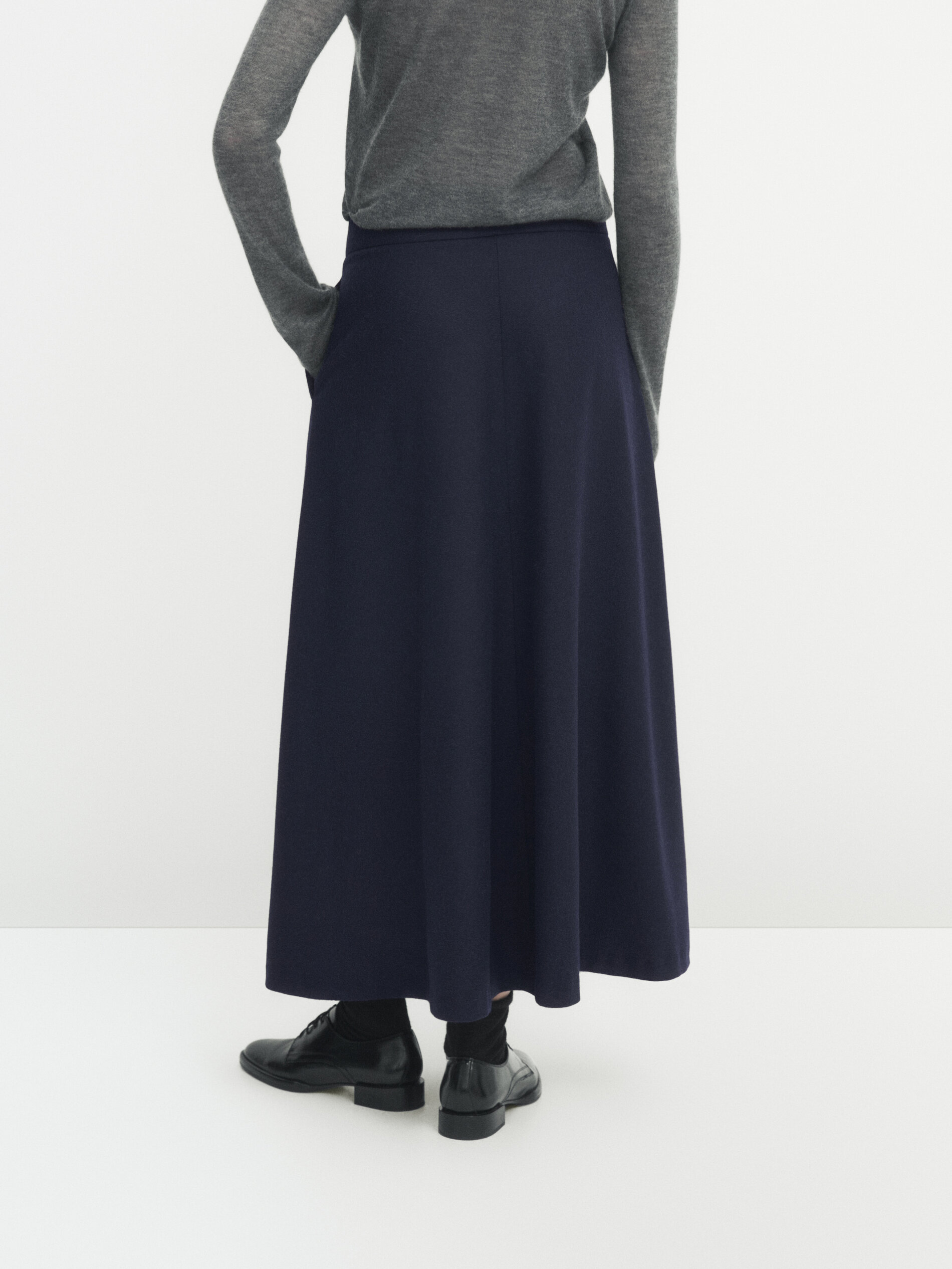Long wool store flared skirt