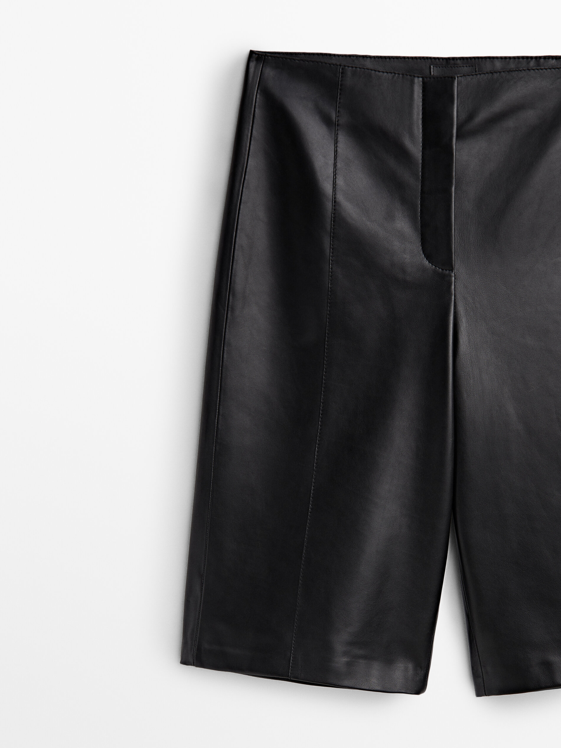 Bermuda cuir deals