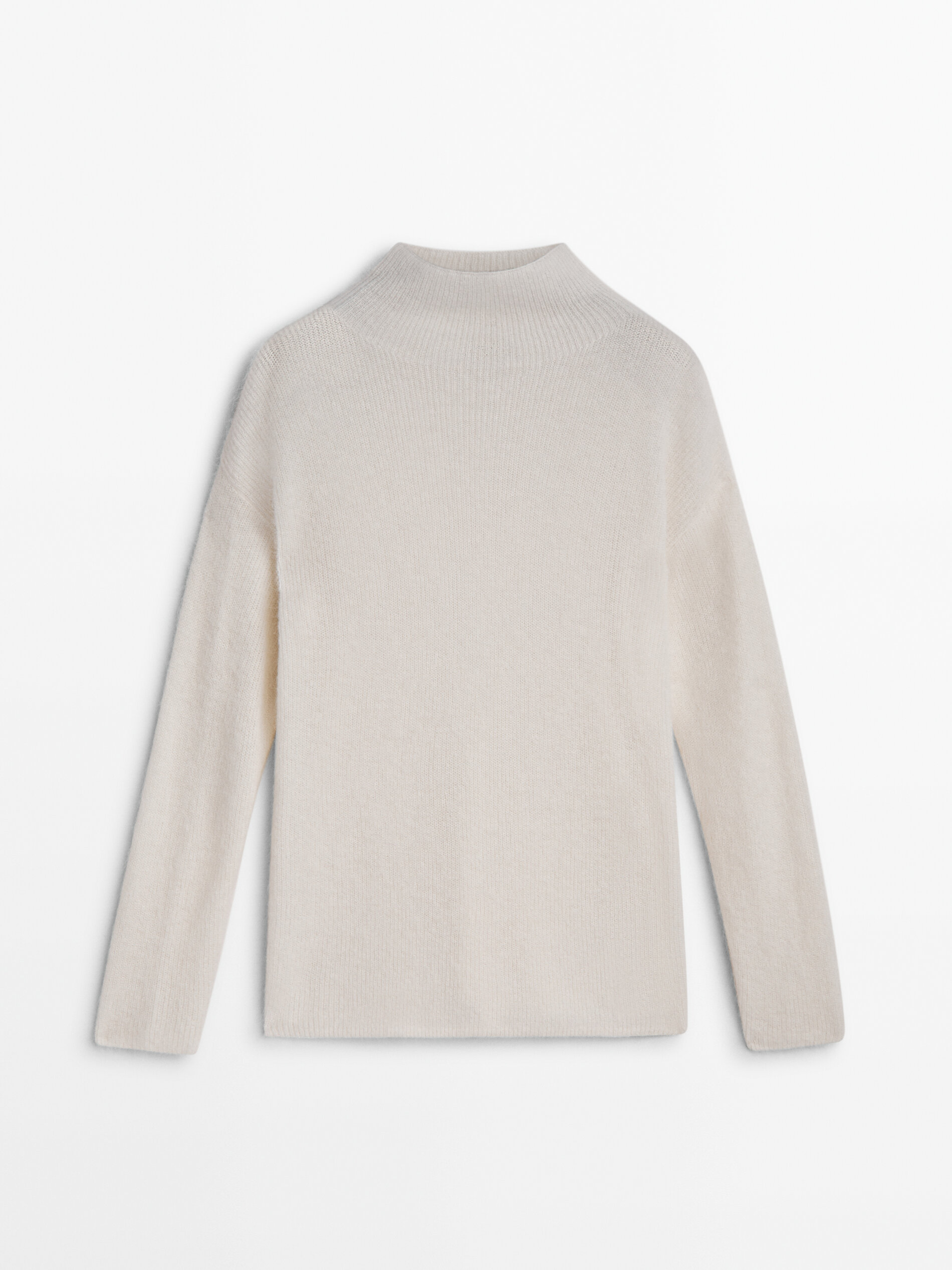 Soft cream outlet sweater