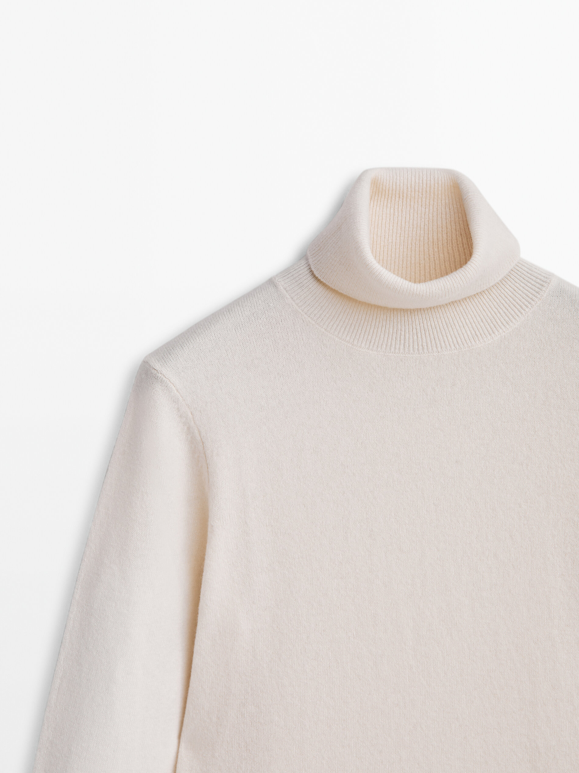 Col roulé shop massimo dutti