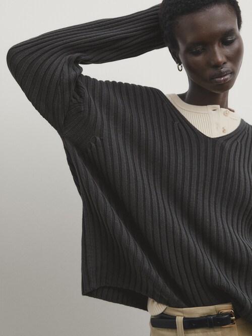 마시모두띠 Massimo Dutti Ribbed knit cotton V-neck sweater