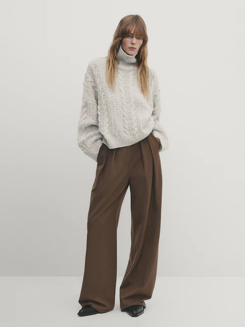 마시모두띠 Massimo Dutti Knickerbocker yarn cable-knit sweater with a high neck