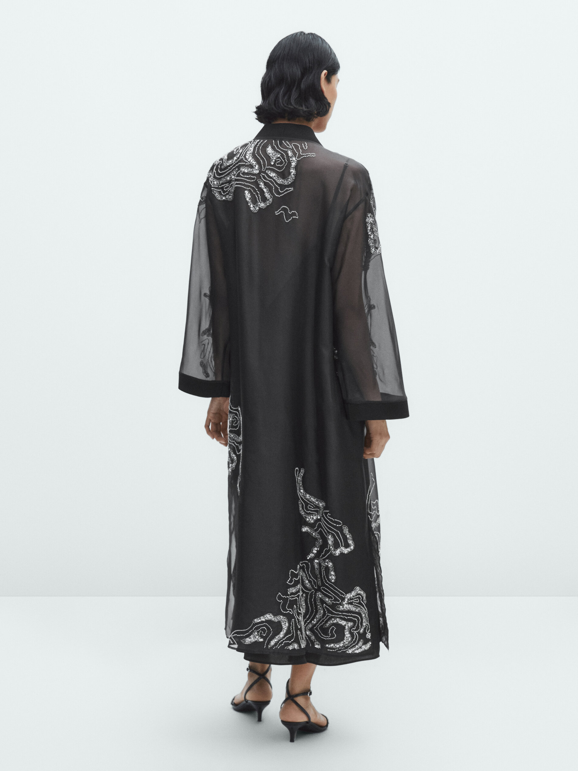 Organza kimono with embroidered detail
