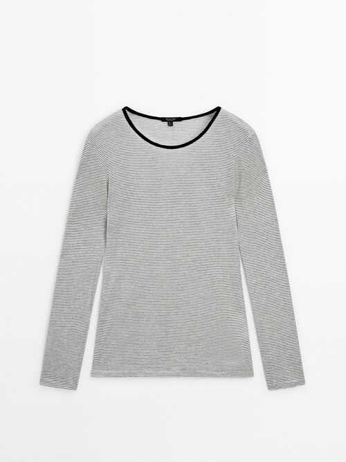 Gestreiftes Langarmshirt aus Baumwolle · Gebrochen Weiss · Shirts | Massimo  Dutti